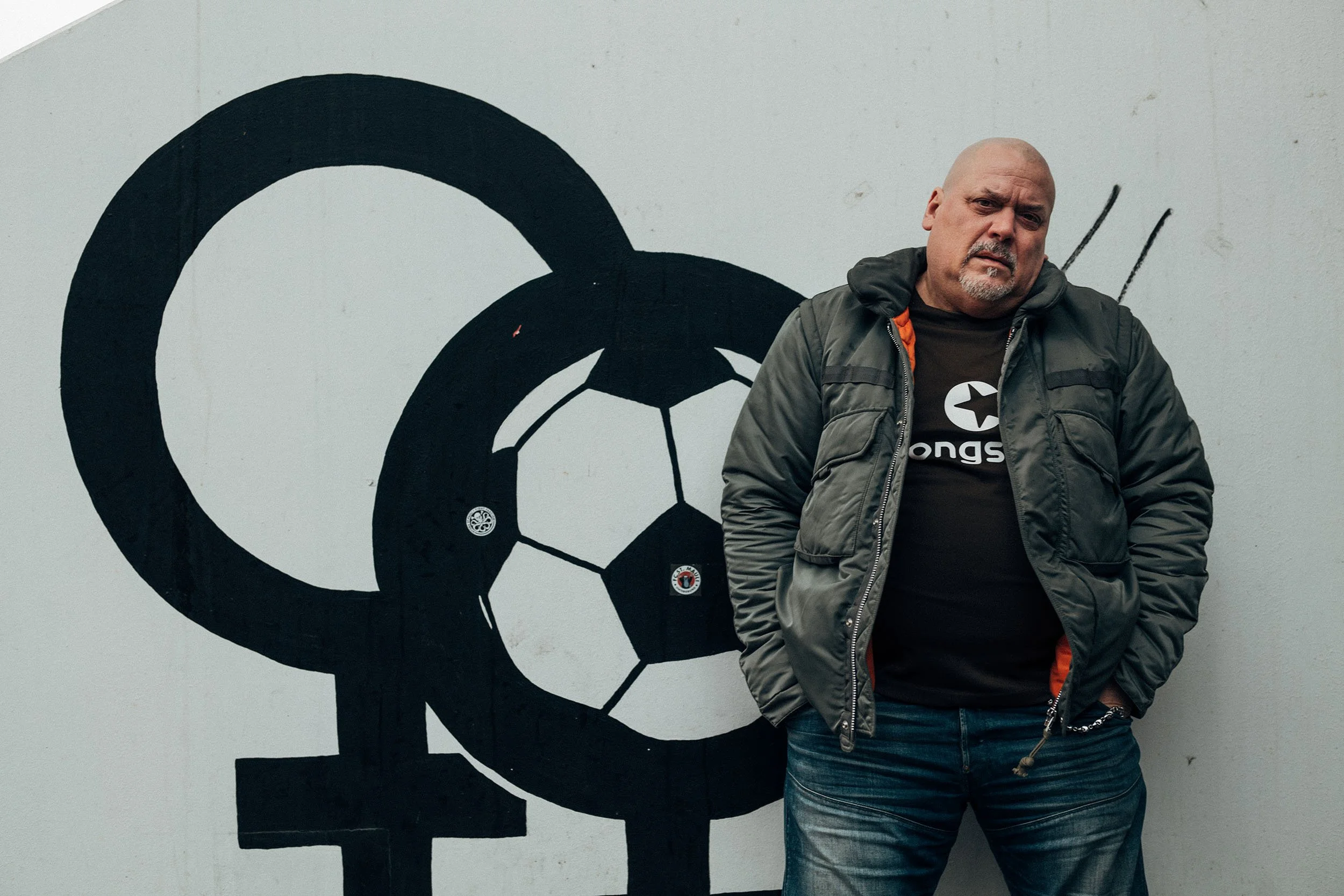 StefanTrochaPhotography-GrabarzUndPartner-FCStPauli-GendersternTrikot-L1110282-compressed.jpg
