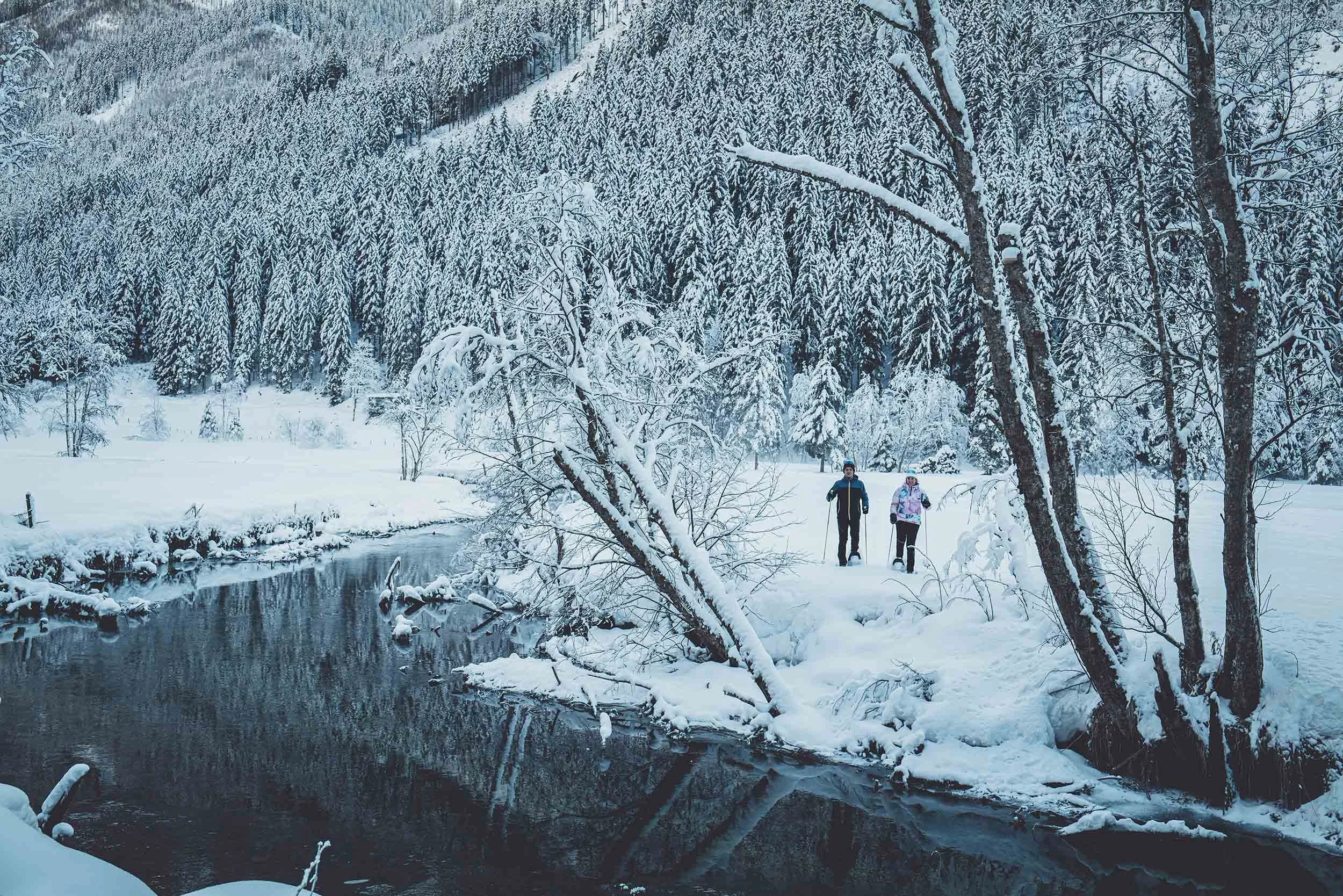 StefanTrochaPhotography-SchladmingBarbara-Schneeschuhwandern-L1100953-compressed.jpg