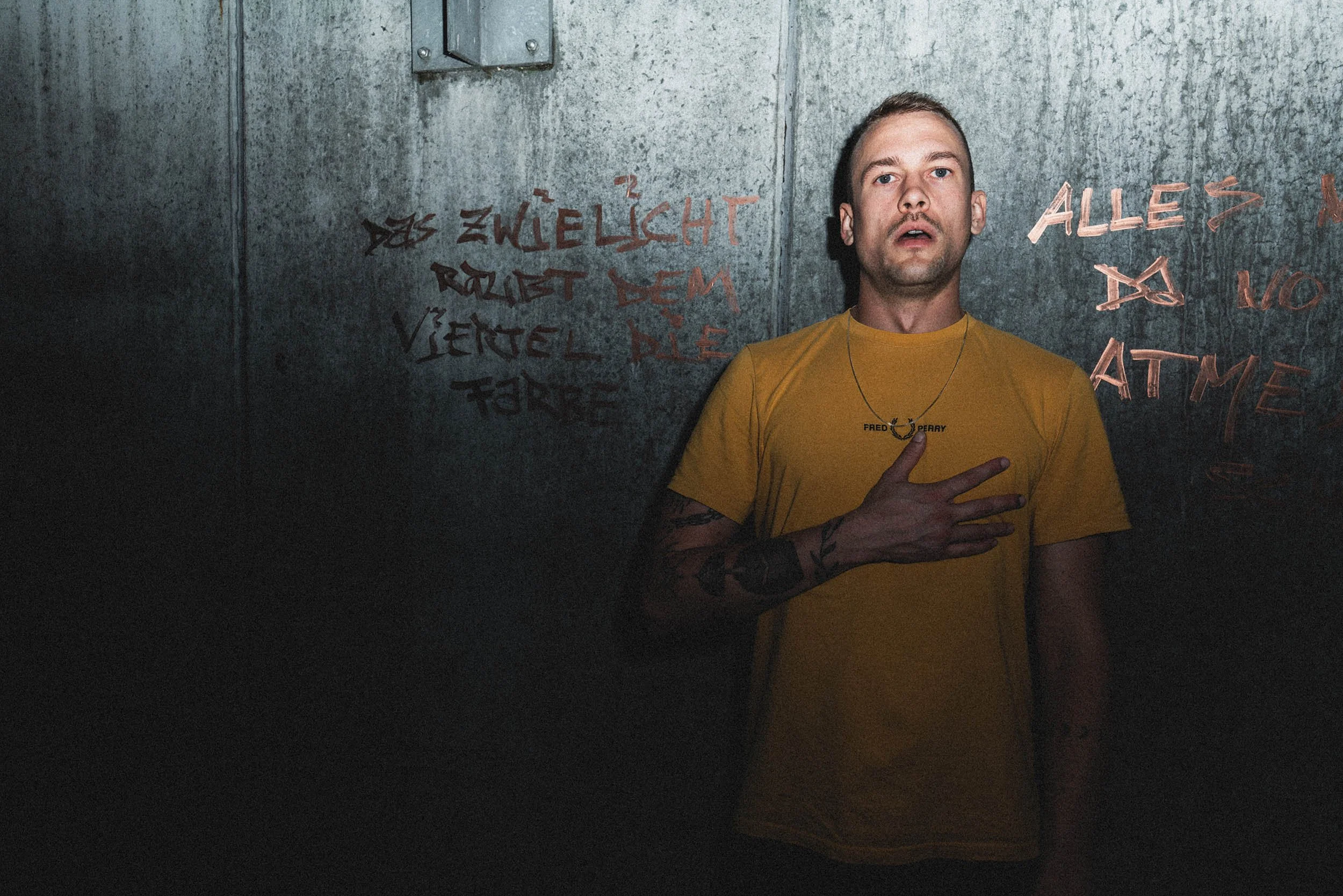 StefanTrochaPhotography-SHOK-L1020721-compressed.jpg