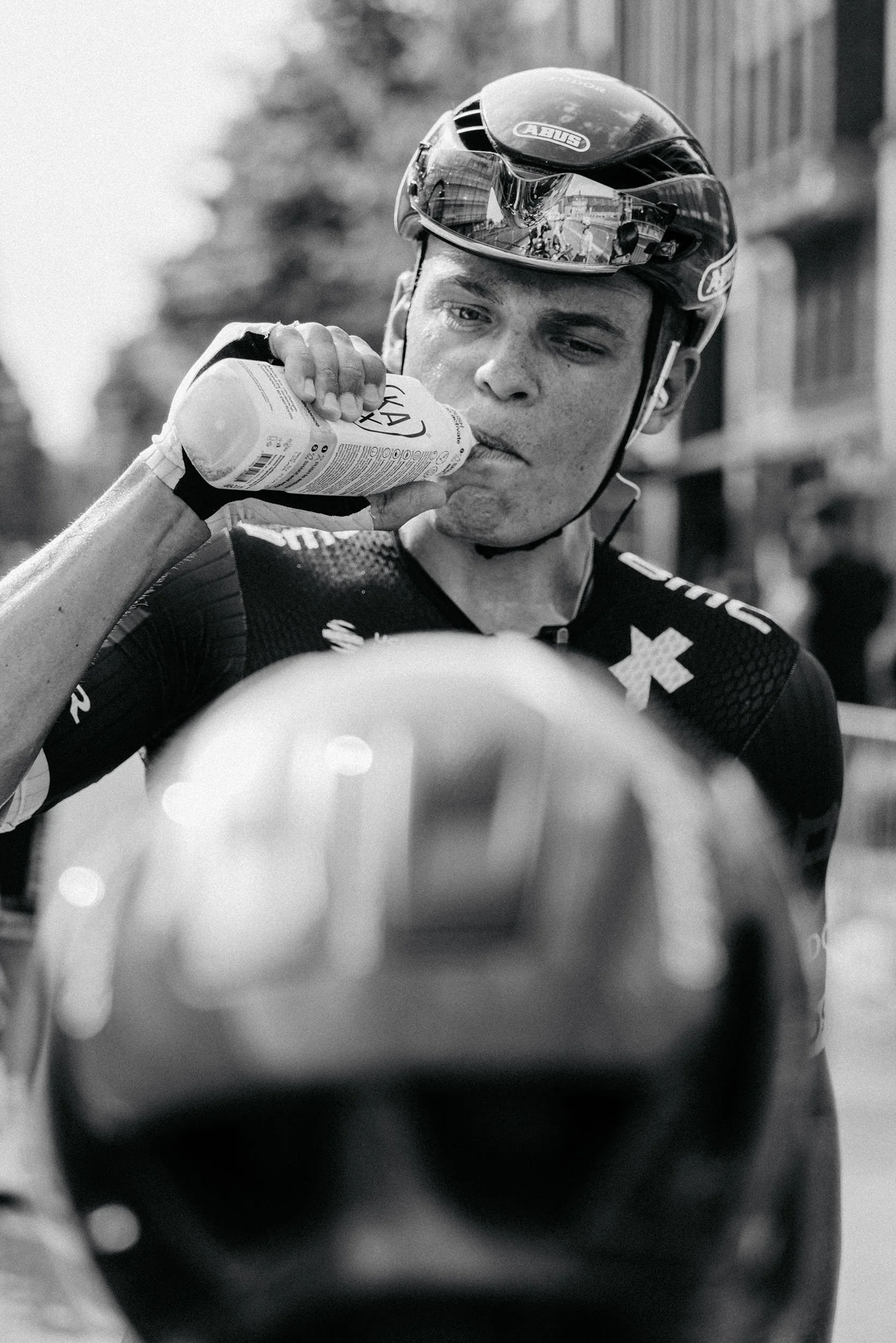StefanTrochaPhotography-TudorProCycling-L1060616-compressed.jpg