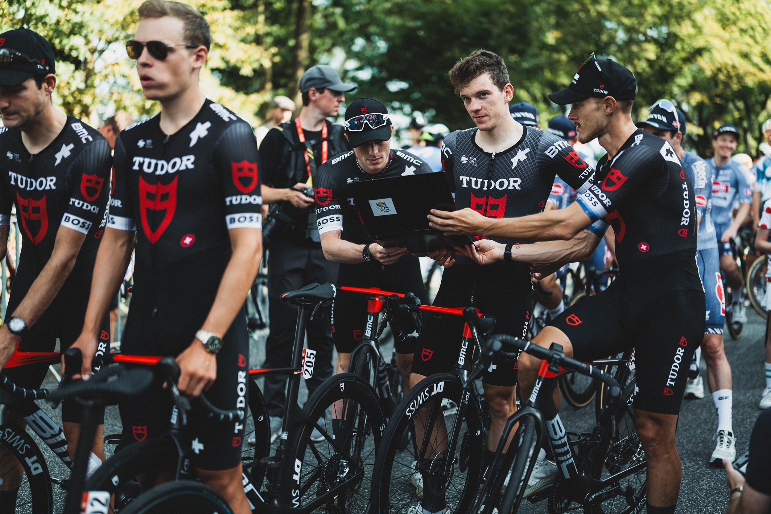 StefanTrochaPhotography-TudorProCycling-L1060385-compressed.jpg