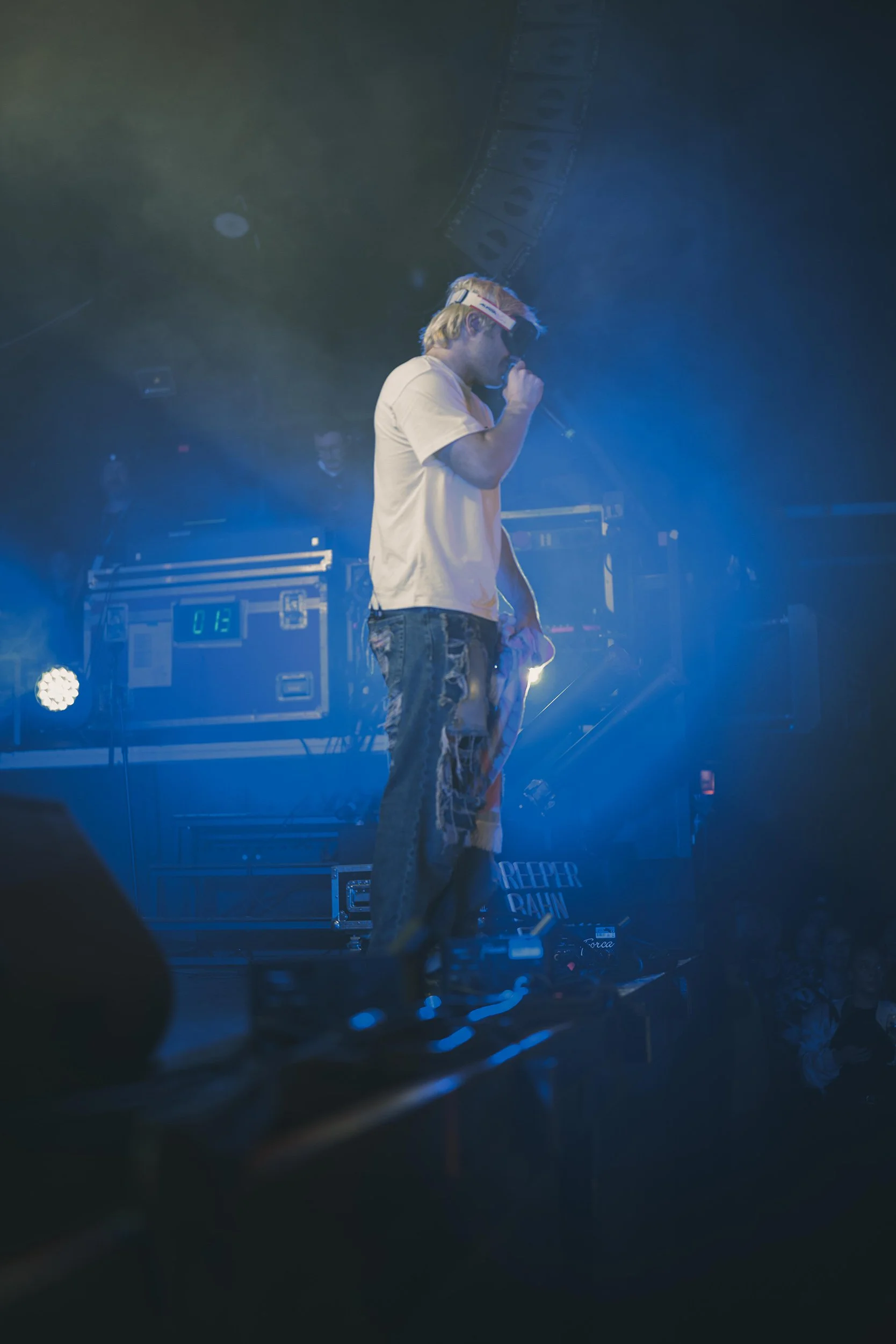 StefanTrochaPhotography-ReeperbahnFestival-SkiAggu-L1080950-compressed.jpg