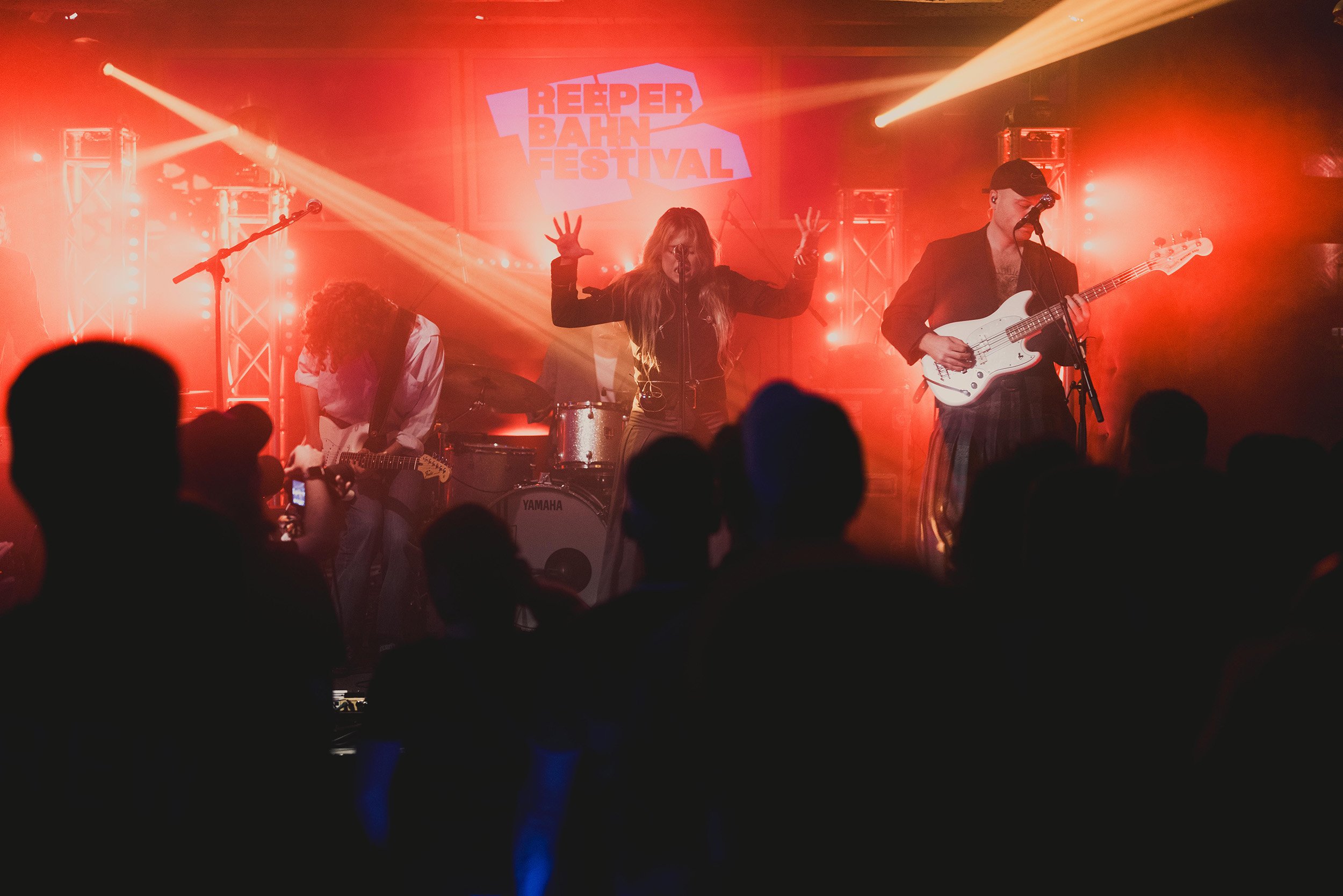 StefanTrochaPhotography-ReeperbahnFestival-PaulaDallaCorte-L1080486-compressed.jpg
