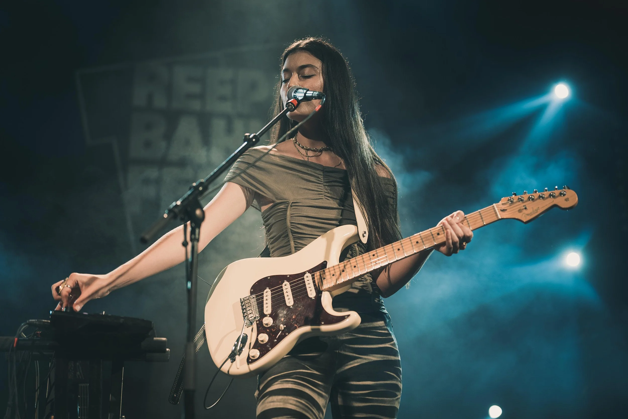 StefanTrochaPhotography-ReeperbahnFestival-MilanRing-L1080520-compressed.jpg