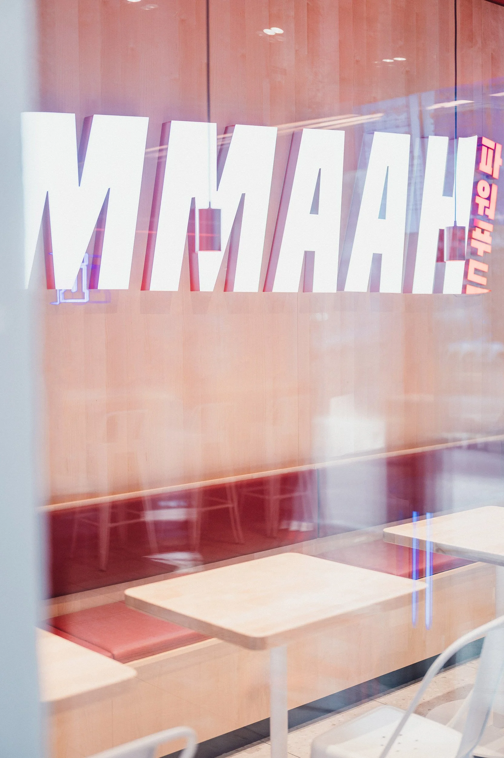 StefanTrochaPhotography-SodaGroup-MmaahKantstrasse-L1001374-compressed.jpg