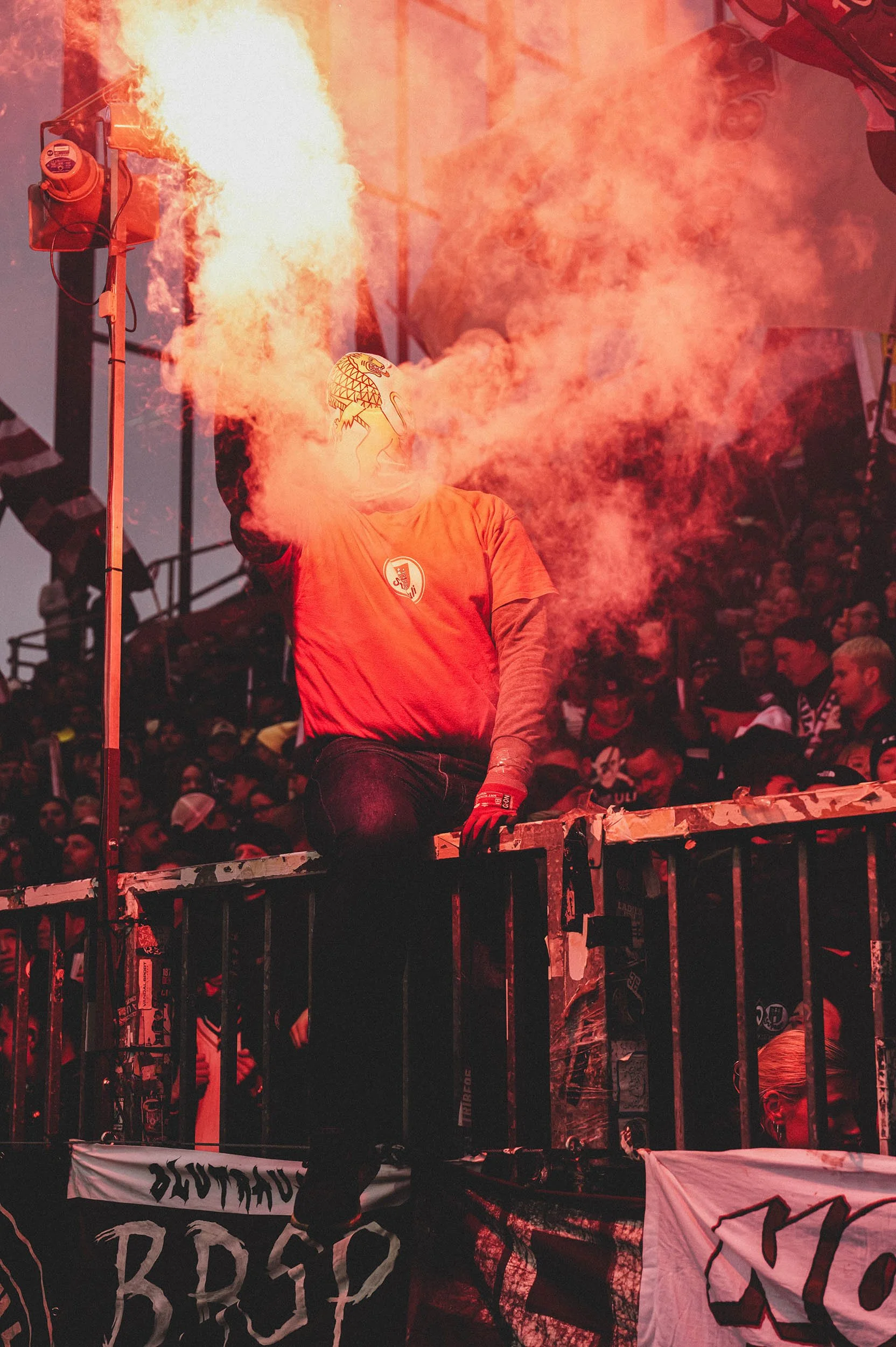 StefanTrochaPhotography-FCSPvsBMG-L1050471-comnpressed.jpg