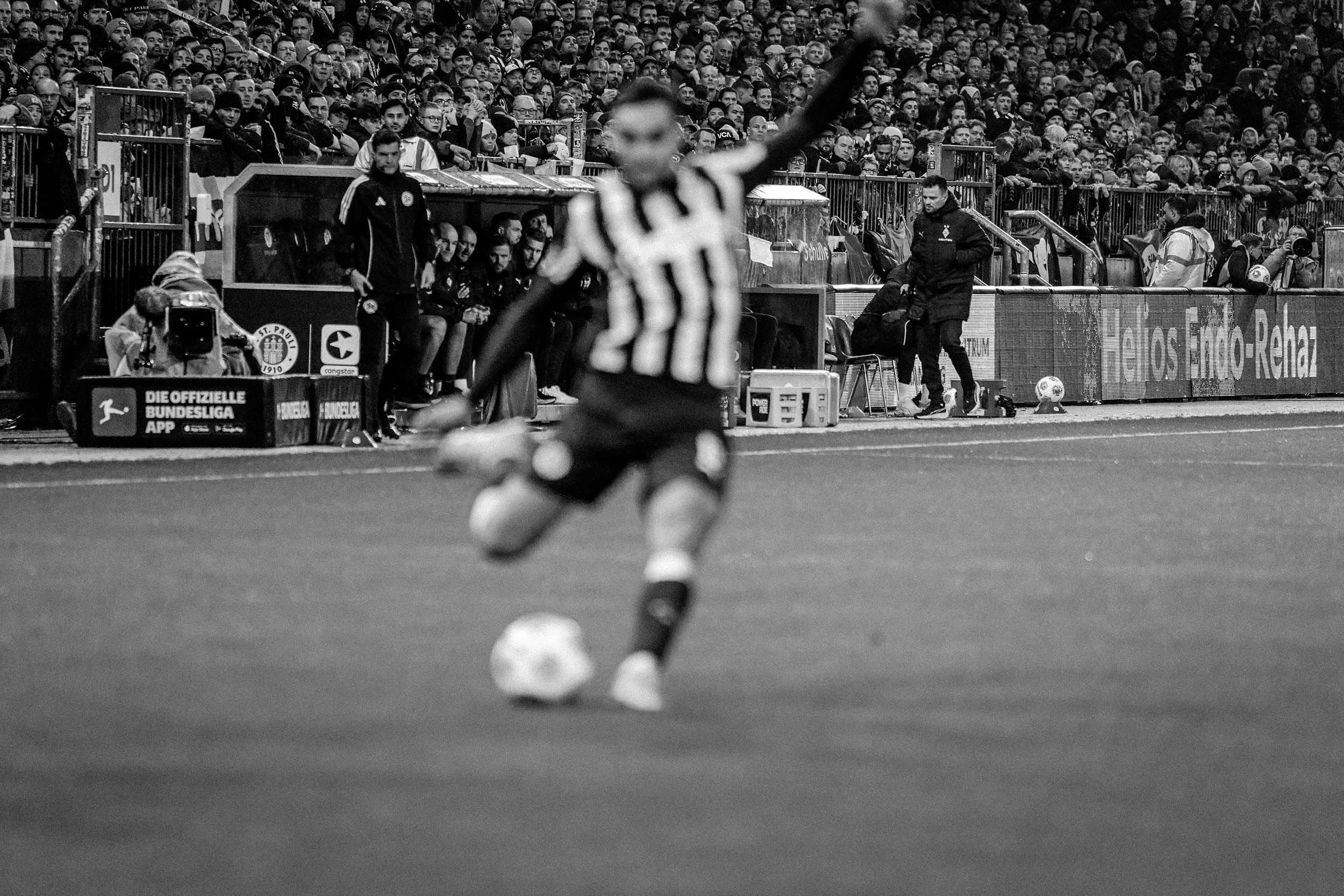 StefanTrochaPhotography-FCSPvsBMG-L1120464-comnpressed.jpg