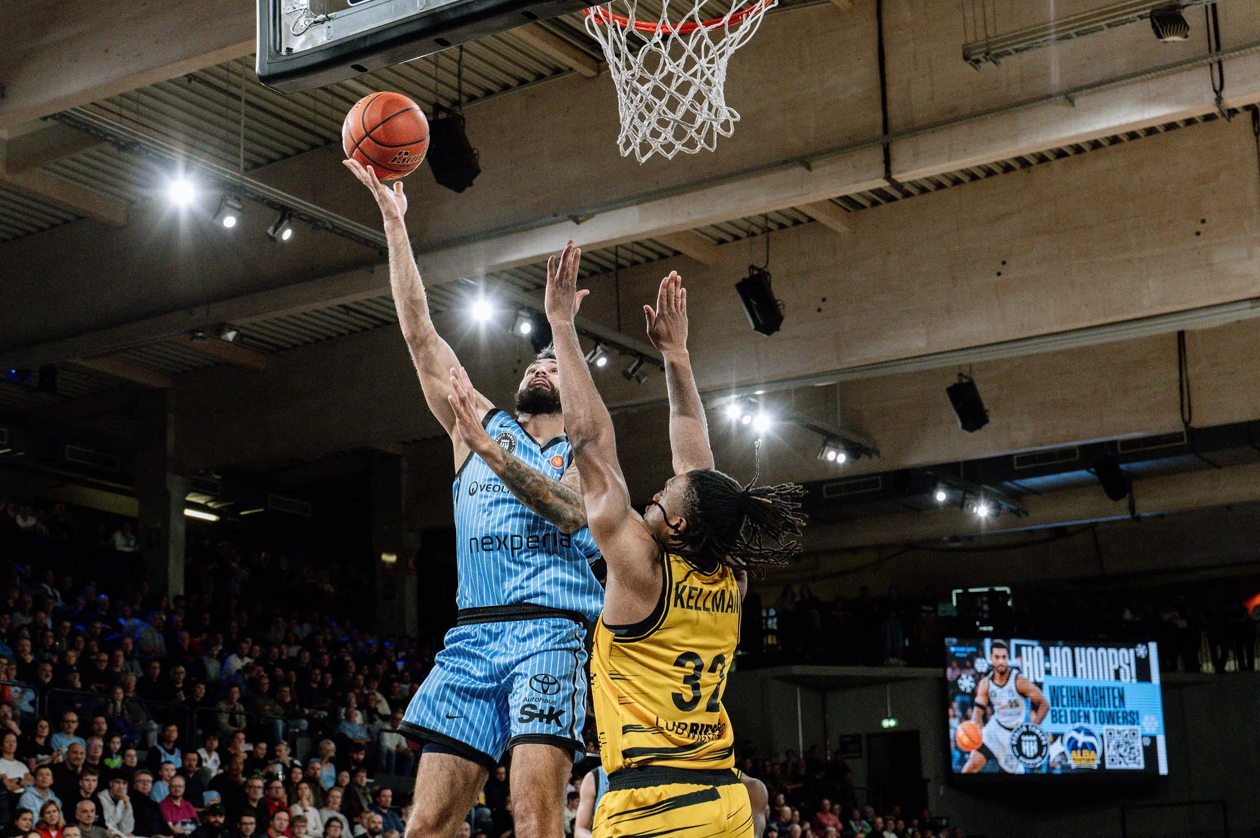 StefanTrochaPhotography-BBL-TowersVSLudwigsburg-L1052745-compressed.jpg