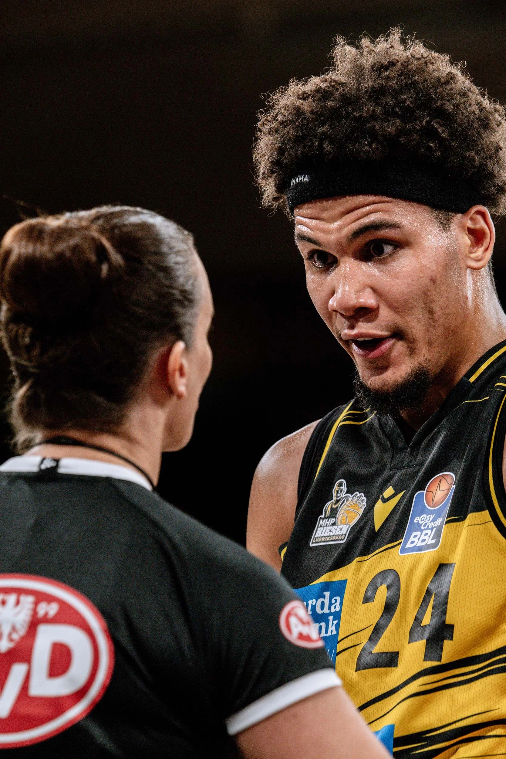 StefanTrochaPhotography-BBL-TowersVSLudwigsburg-L1140048-compressed.jpg