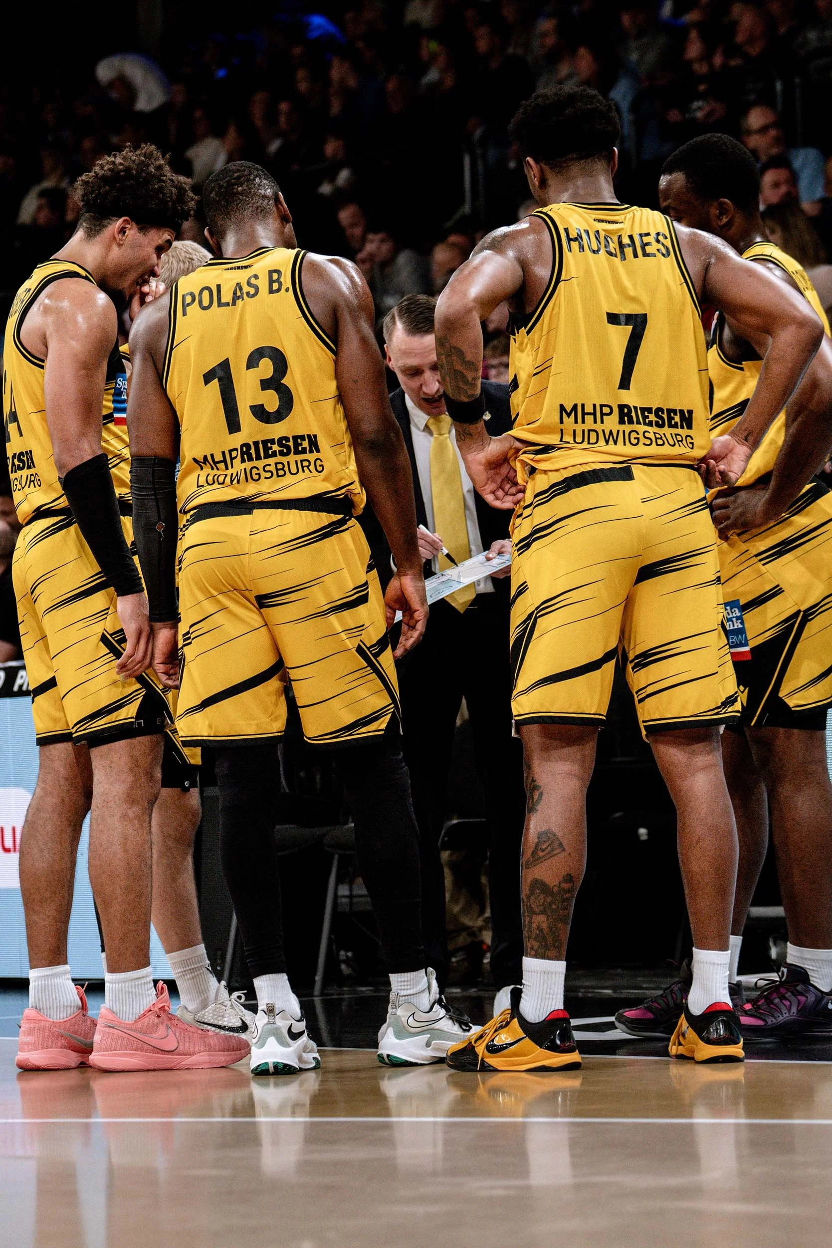 StefanTrochaPhotography-BBL-TowersVSLudwigsburg-L1140023-compressed.jpg