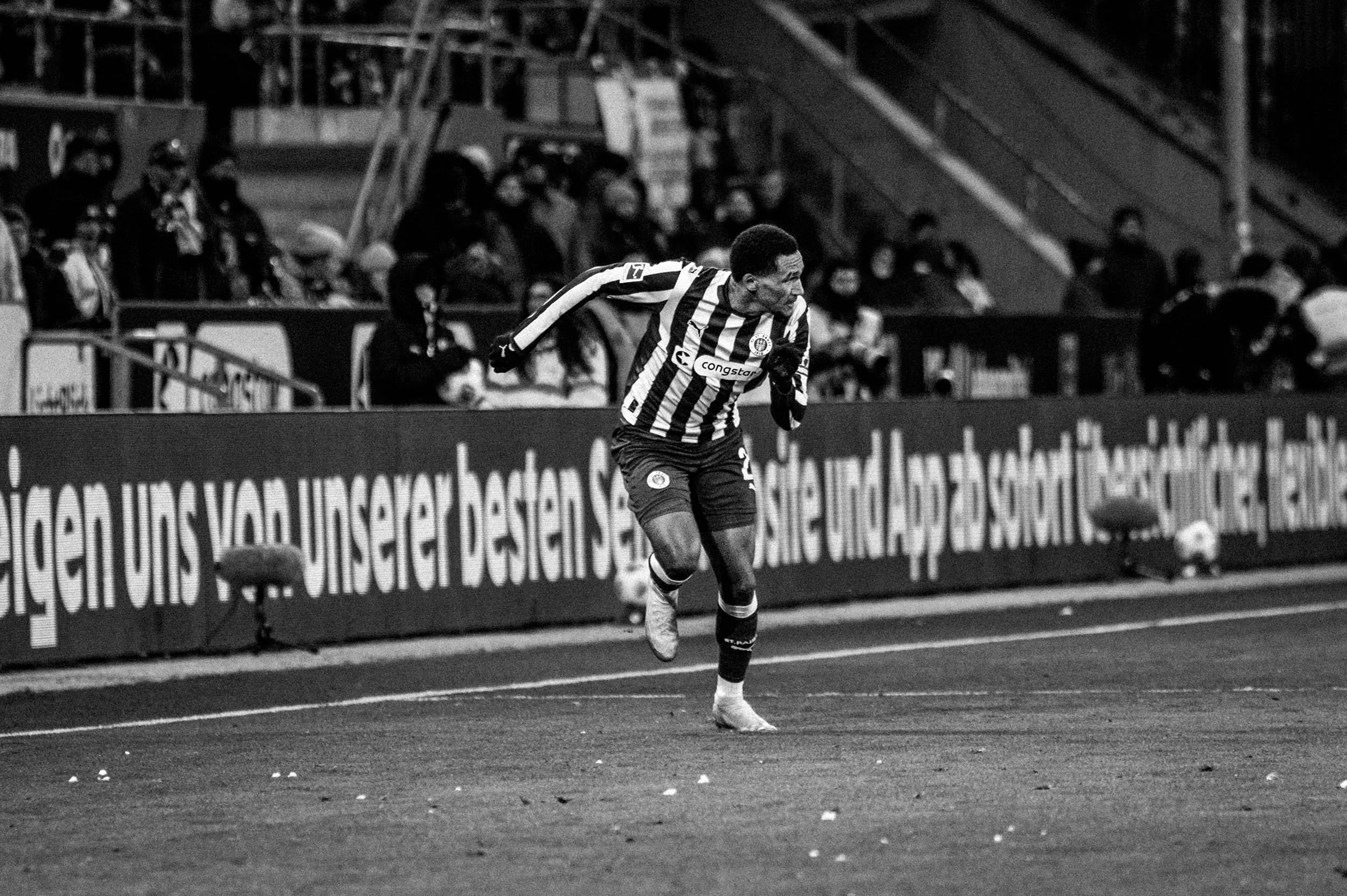 StefanTrochaPhotography-FCSPvsFCU-L1053886-compressed.jpg