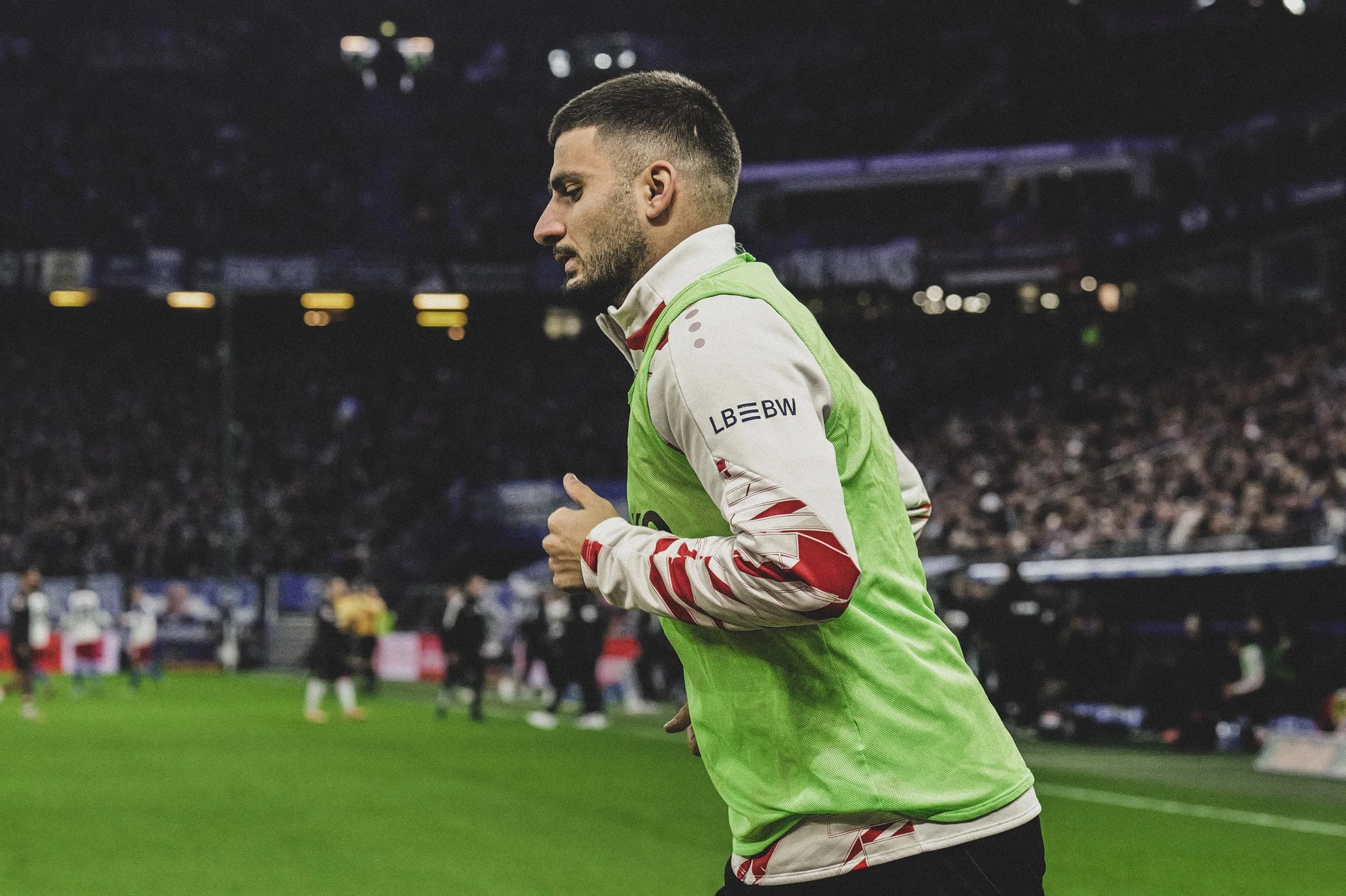 StefanTrochaPhotography-HSVvsVFB-L1070555-compressed.jpg