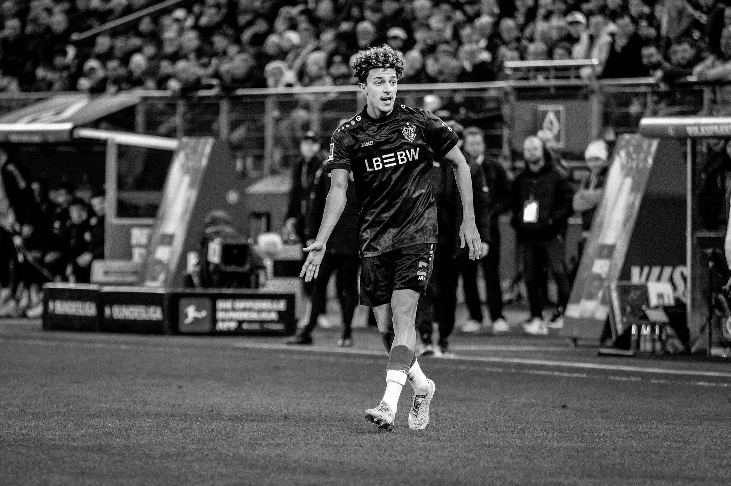StefanTrochaPhotography-HSVvsVFB-L1070753-compressed.jpg