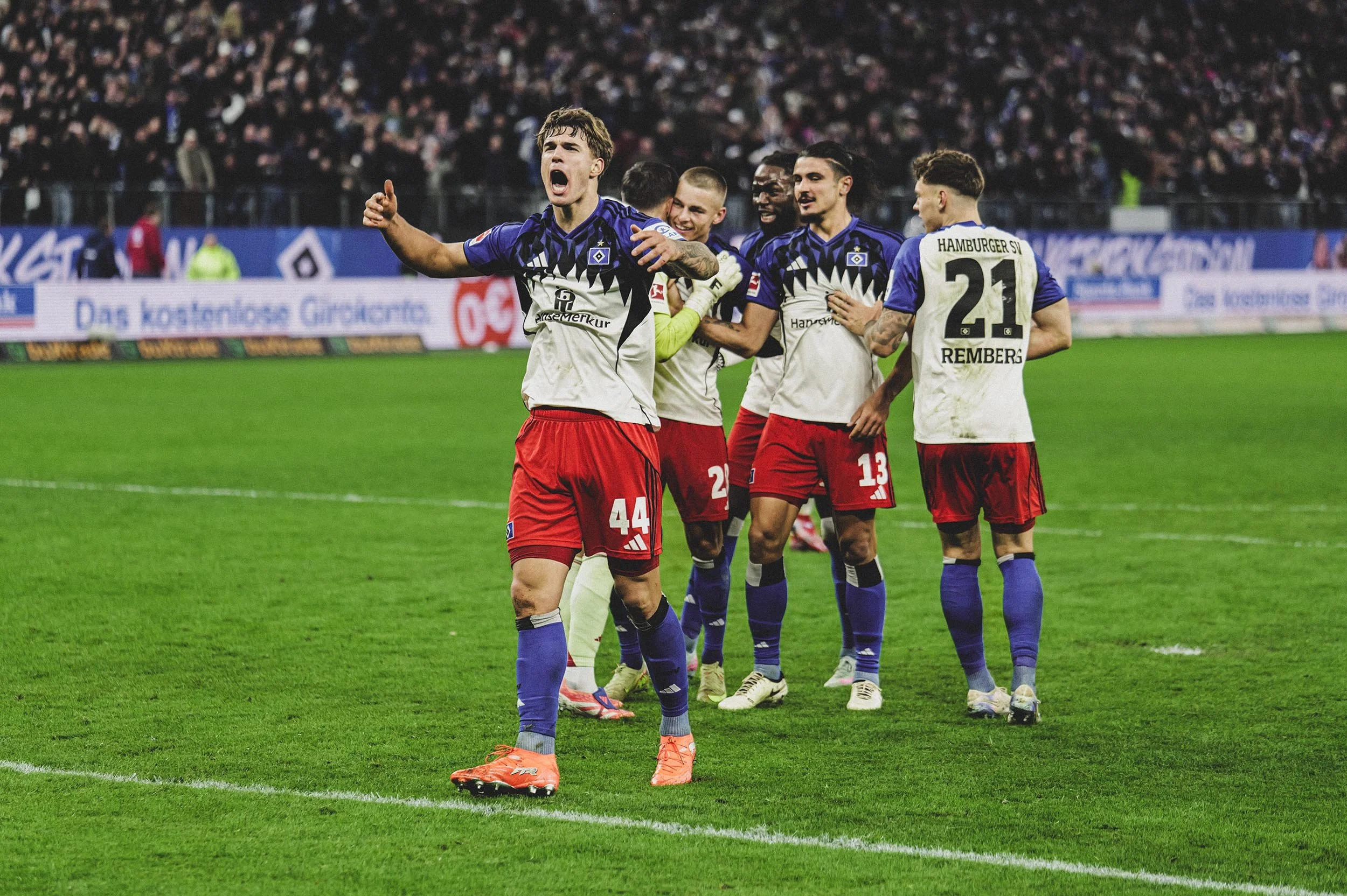 StefanTrochaPhotography-HSVvsVFB-L1071150-compressed.jpg