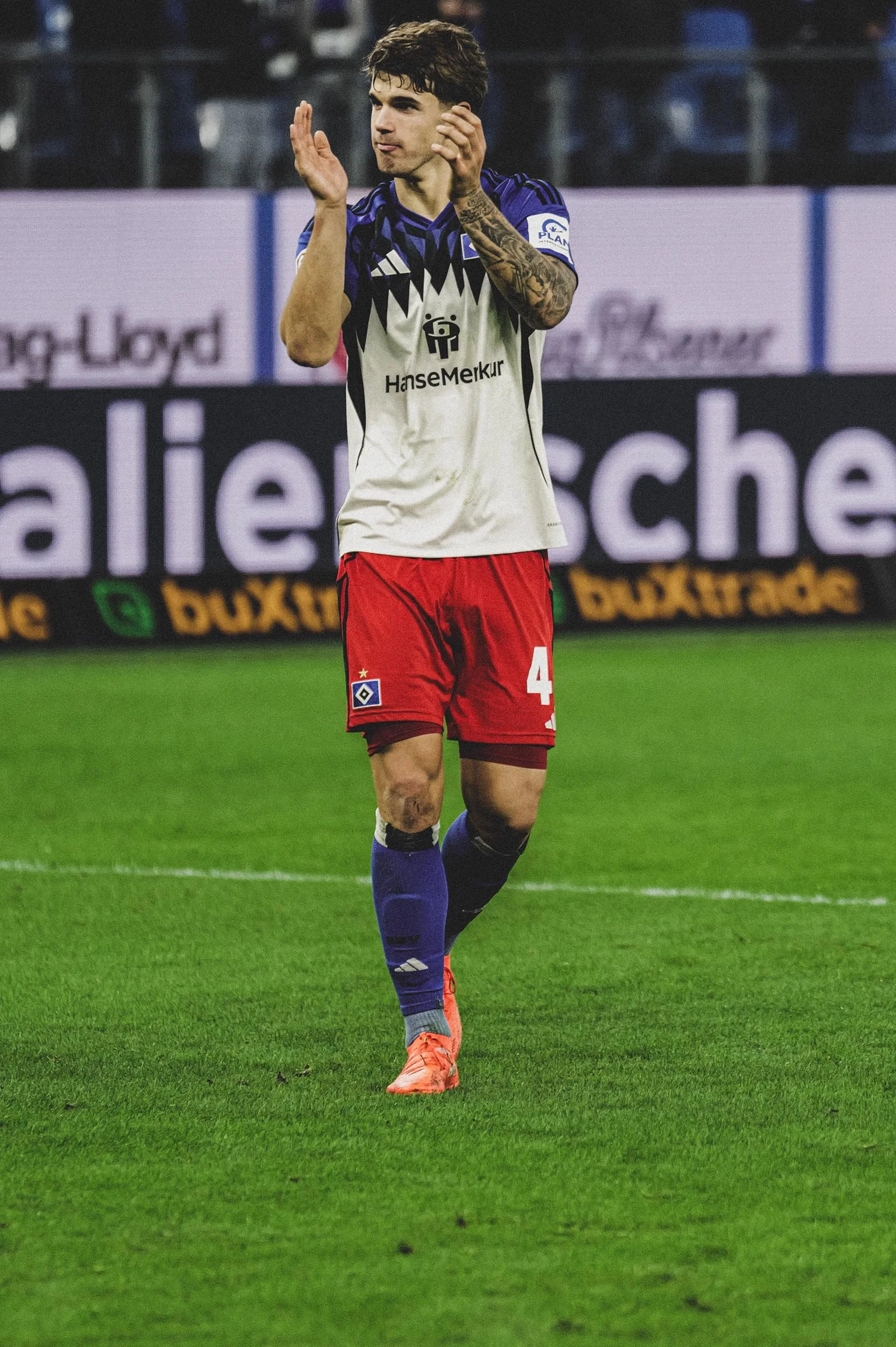 StefanTrochaPhotography-HSVvsVFB-L1071297-compressed.jpg
