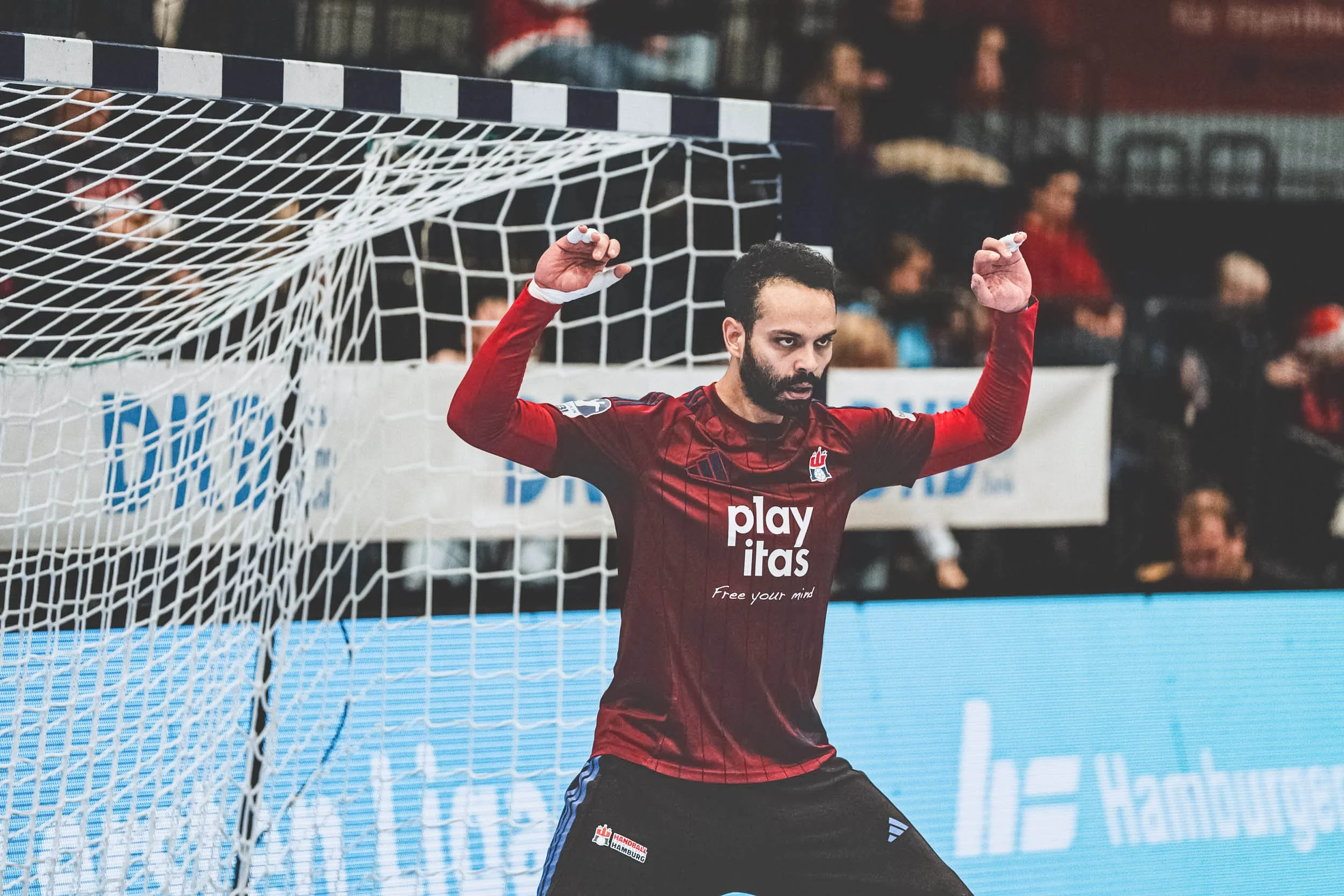 StefanTrochaPhotography-HBL-HSVHamburgvsThSVEisenach-DSC02076-compressed.jpg