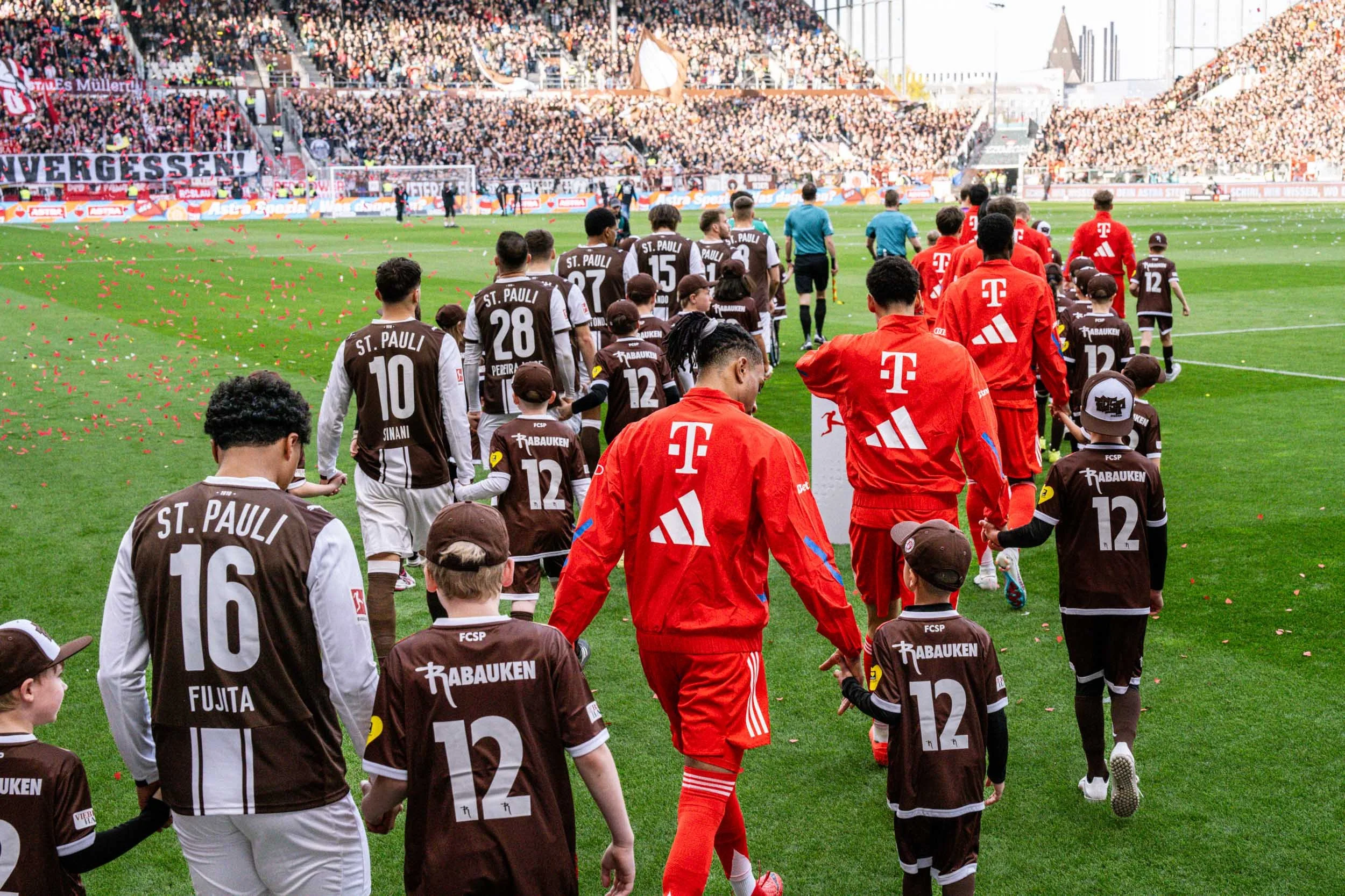 StefanTrochaPhotography-FCSPvsFCB-DSC03155-compressed.jpg