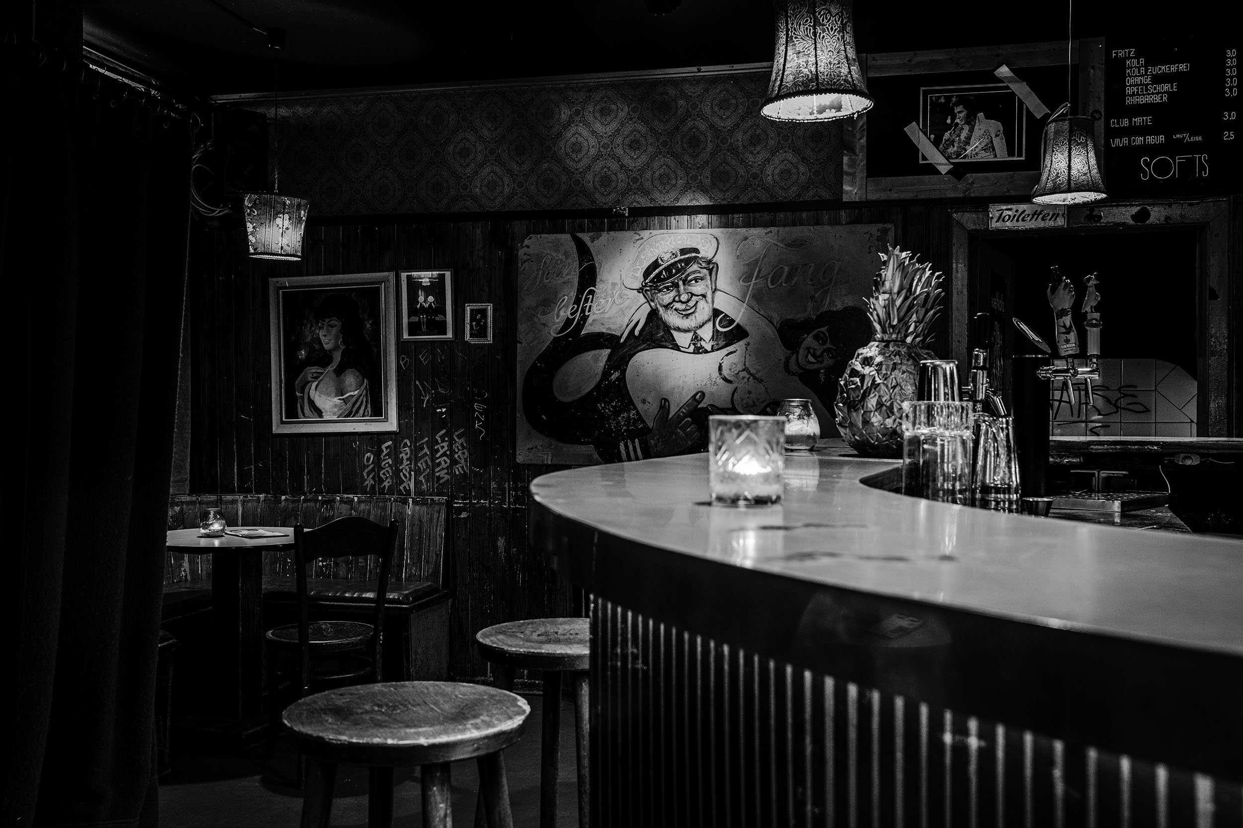 StefanTrochaPhotography-WashingtonBar-DSC08295-compressed.jpg