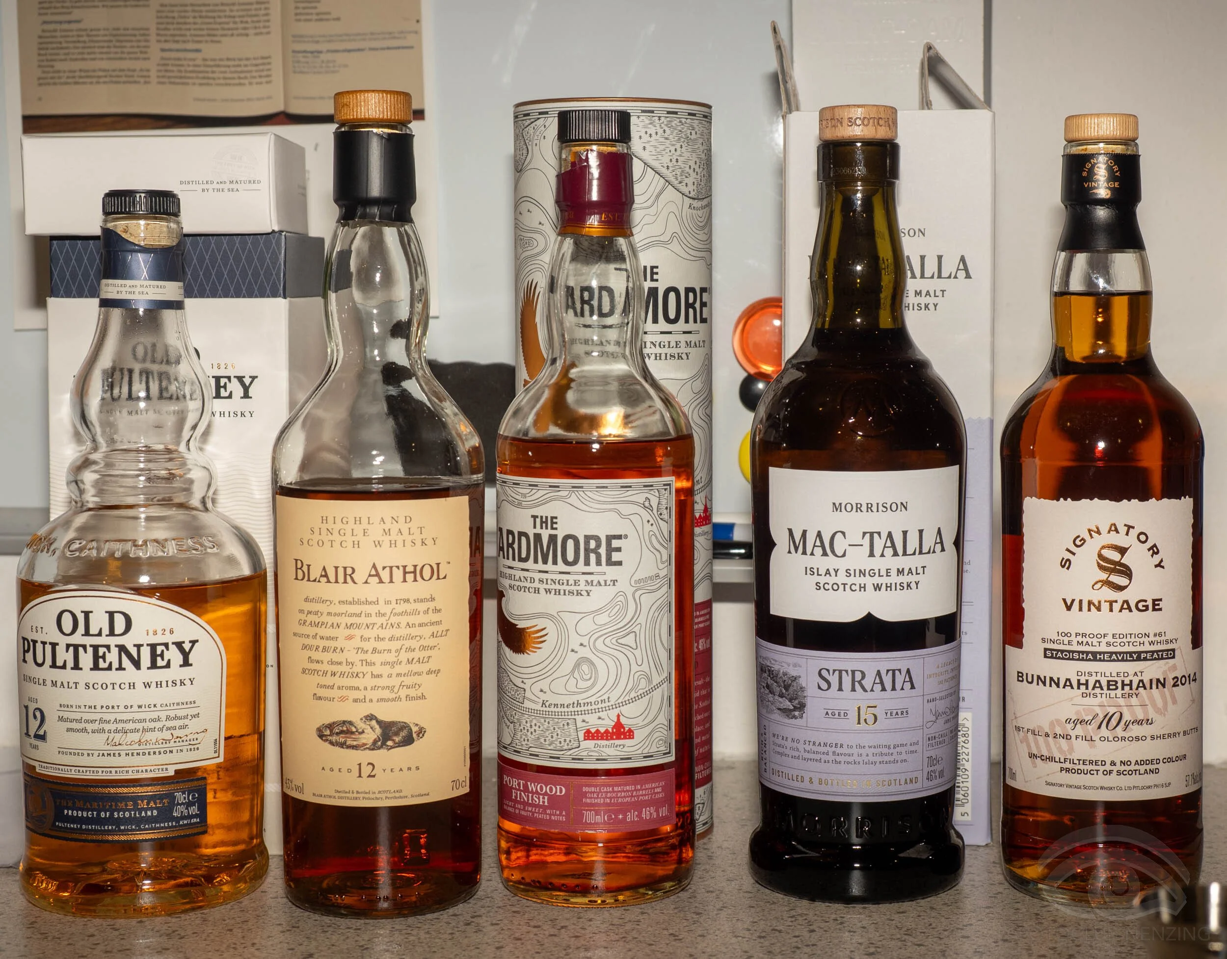 Abend mit Whiskey und Zigarren