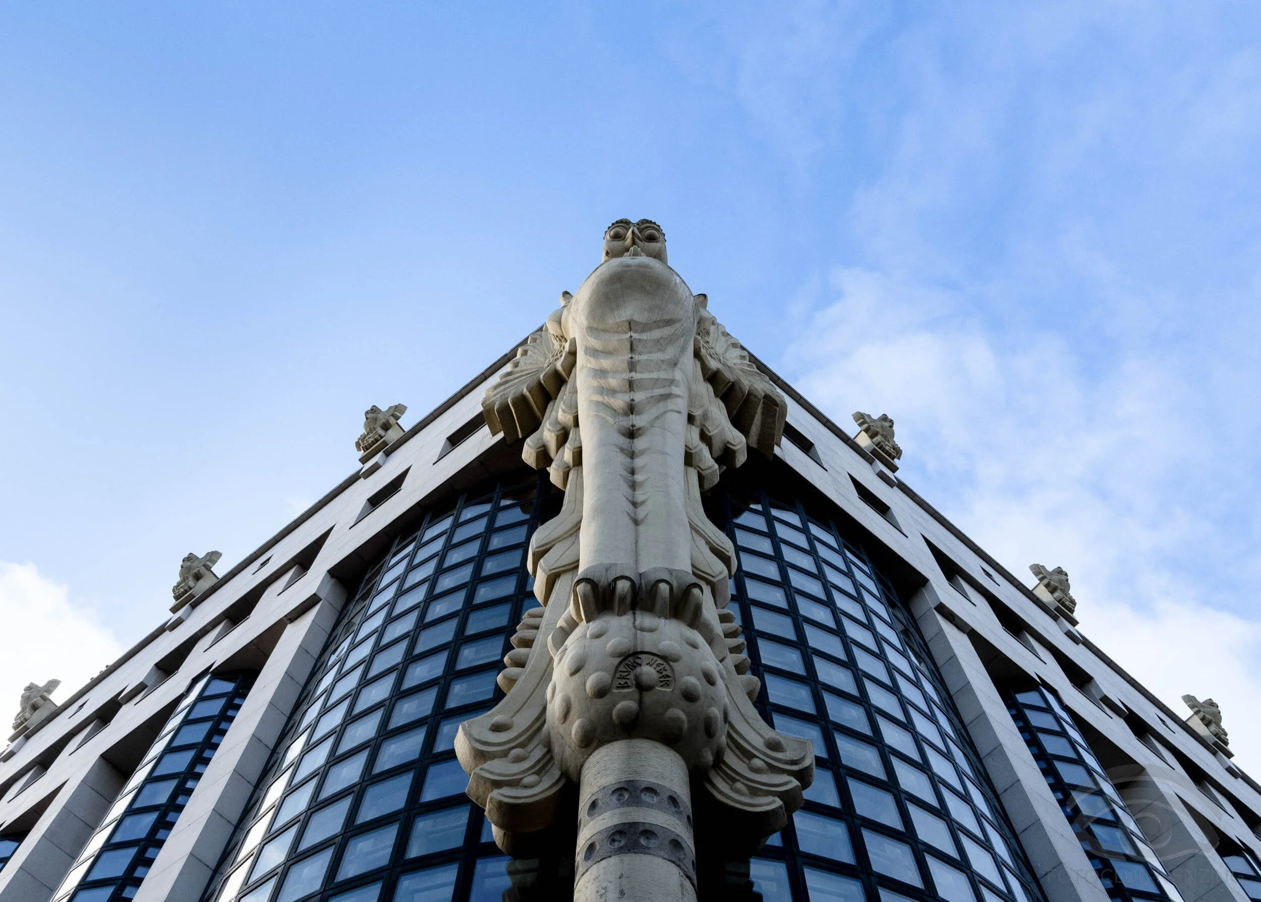 Thomas Hammerer - Flügel aus Glas und Stein