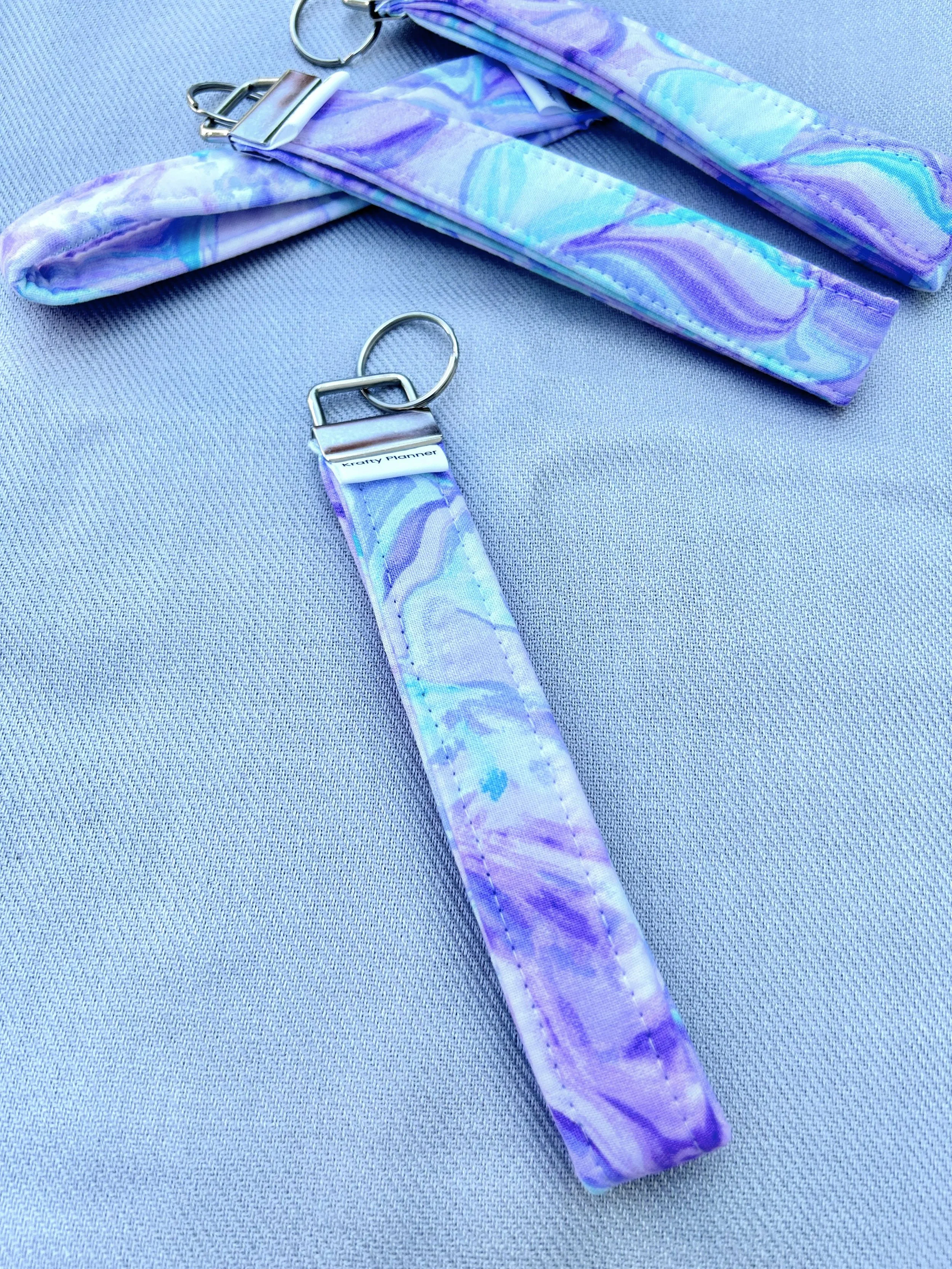 wristlet blue purple tye dye.jpg