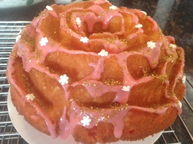 holiday-strawberry-lemon-swirl-cake_orig.jpg