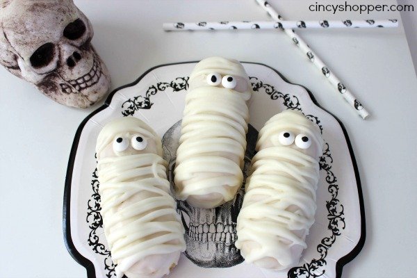 Halloween-Twinkie-Mummies-Recipe-4.jpg