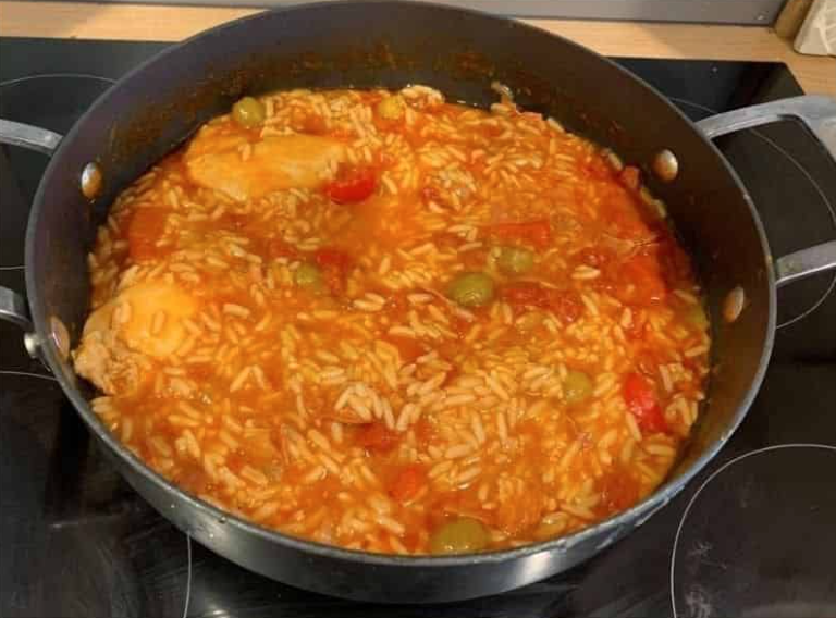 One Pot Spanish Chicken and Rice - Esme Salon.png