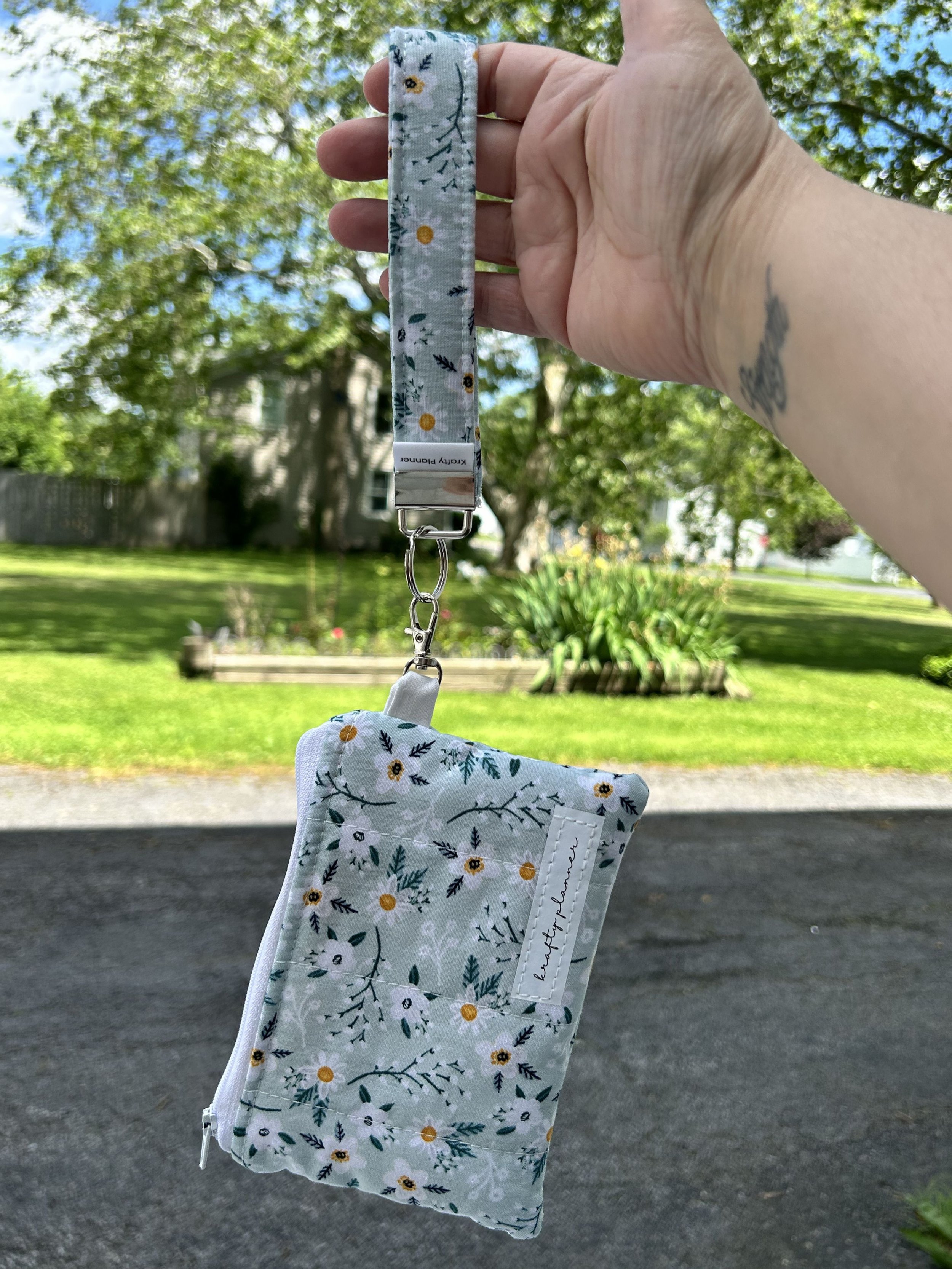 wallet with wristlet.jpg