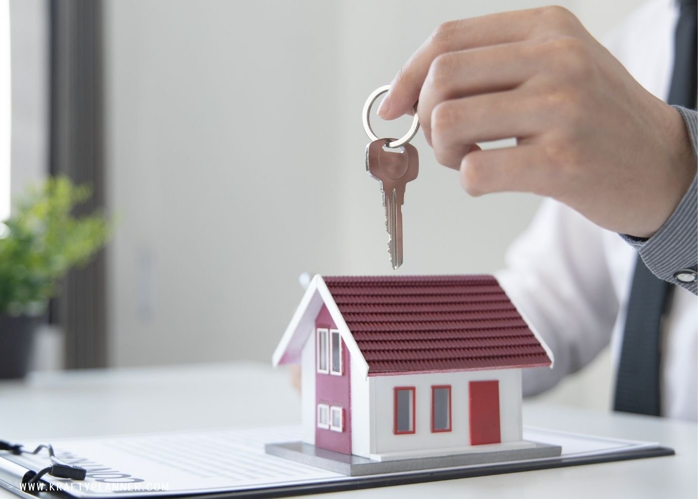 Selling Your Home? Key Factors That Affect Your Timeline and Profit