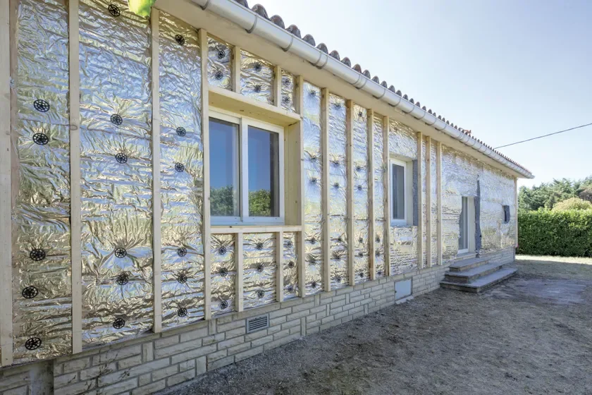 Dimplex Hybrid Fassade-04.webp