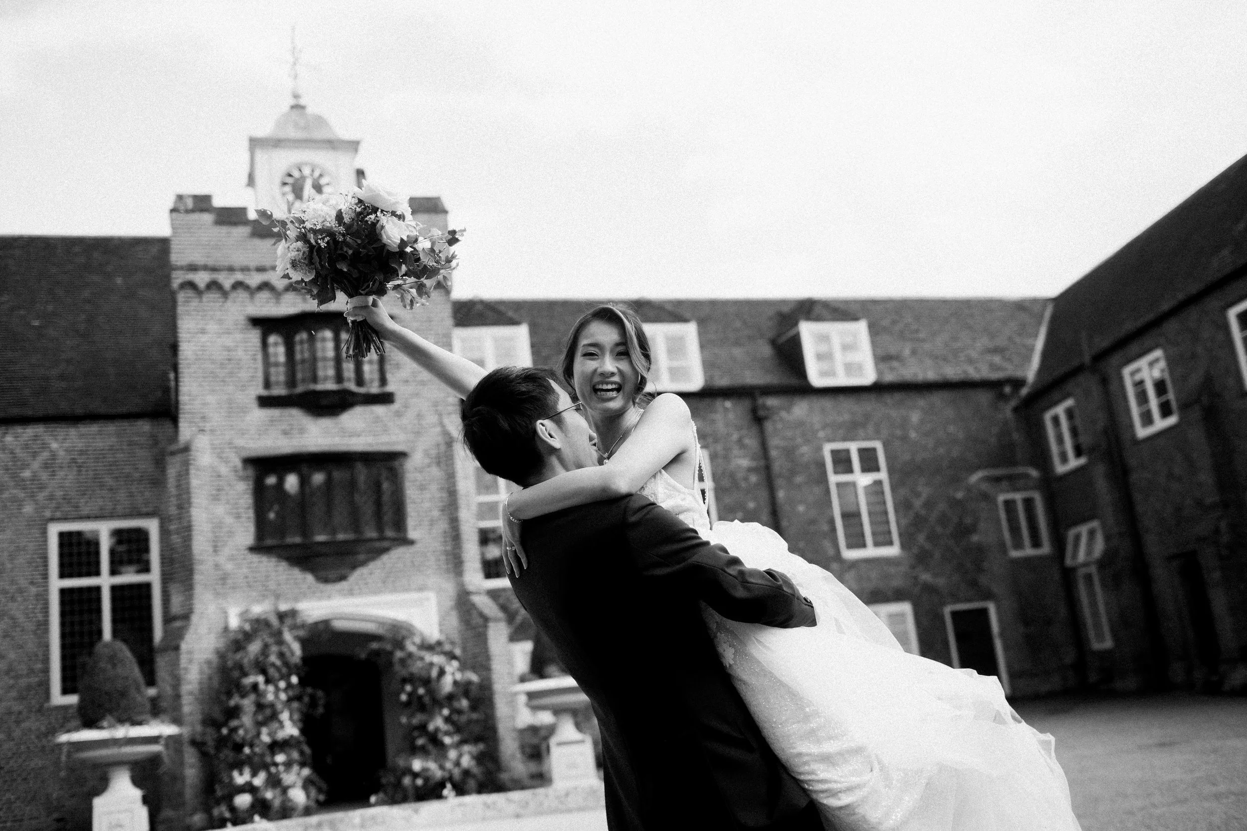 Wedding Tudor Courtyard Fulham Palace Jennifer&Jonathan'swedding-54.jpg