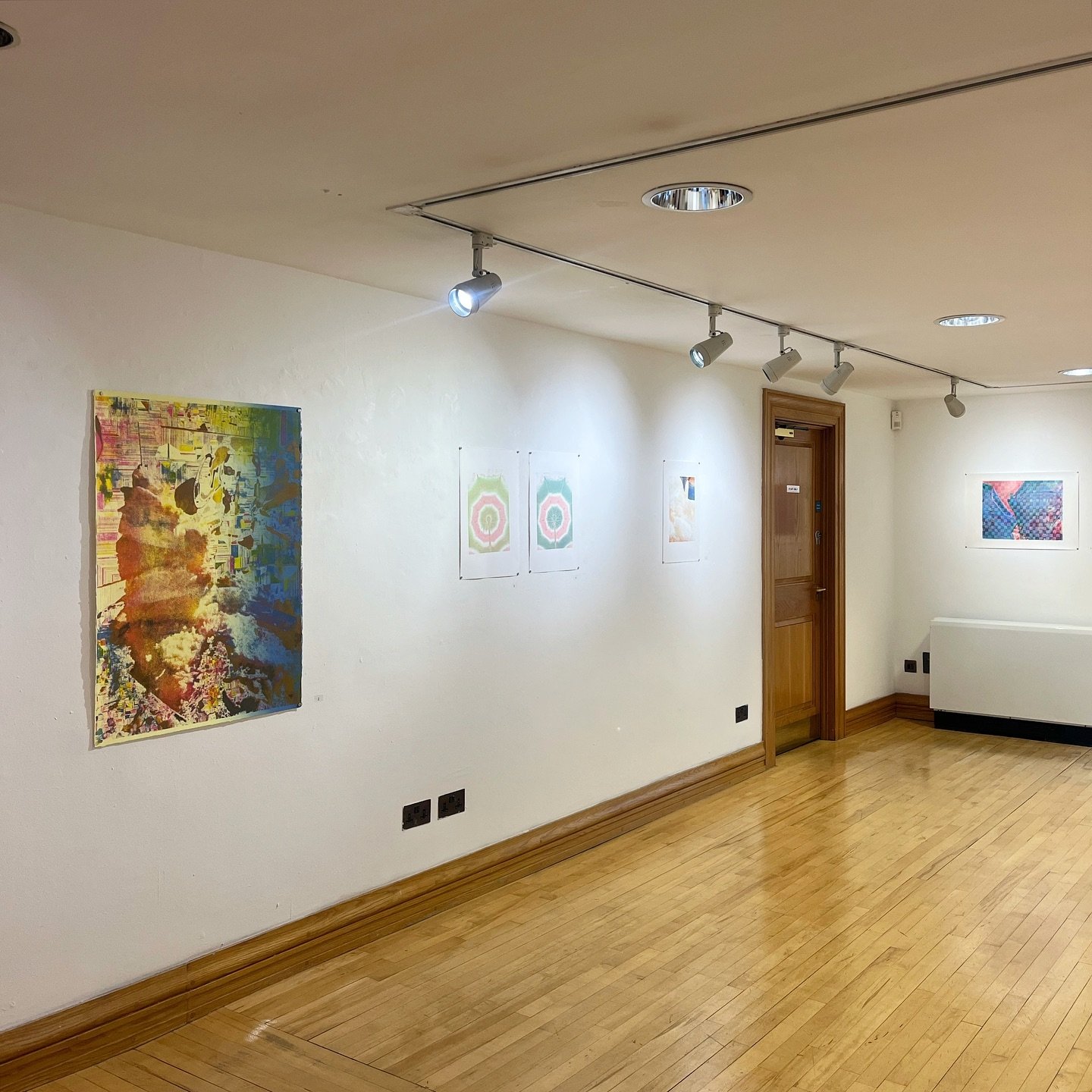 Install view of &lsquo;Your Cake and Eat it Too&rsquo; . 
Lemon Juice @cultureardsandnorthdown runs until the 28th of November. 

#lemonjuice #ardsartscentre #screenprint #cmyk #digital #printmaking #print #silkscreen #art #artwork #fineart #contempo