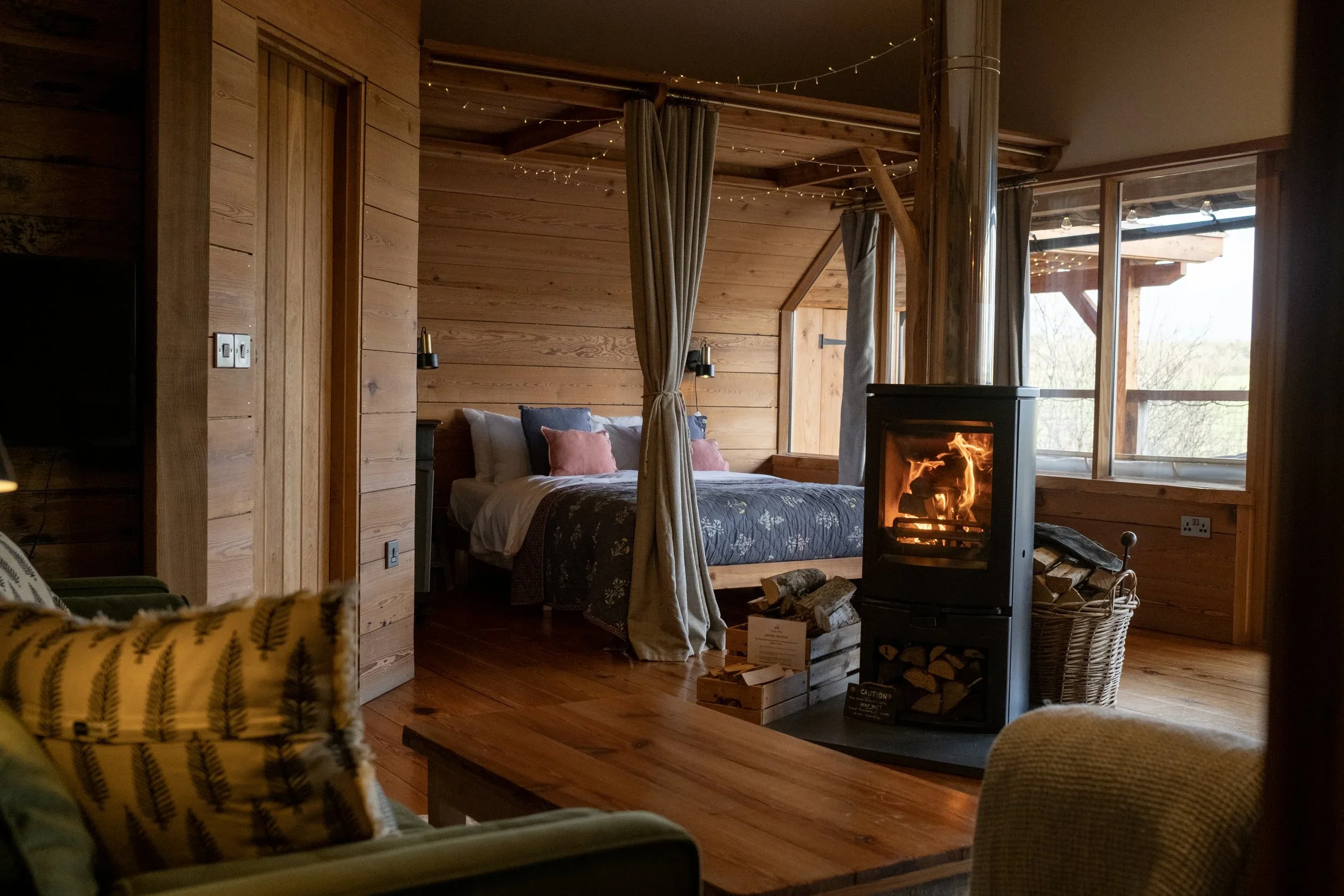 Wolf Wood Treehouses: Relax and Reconnect