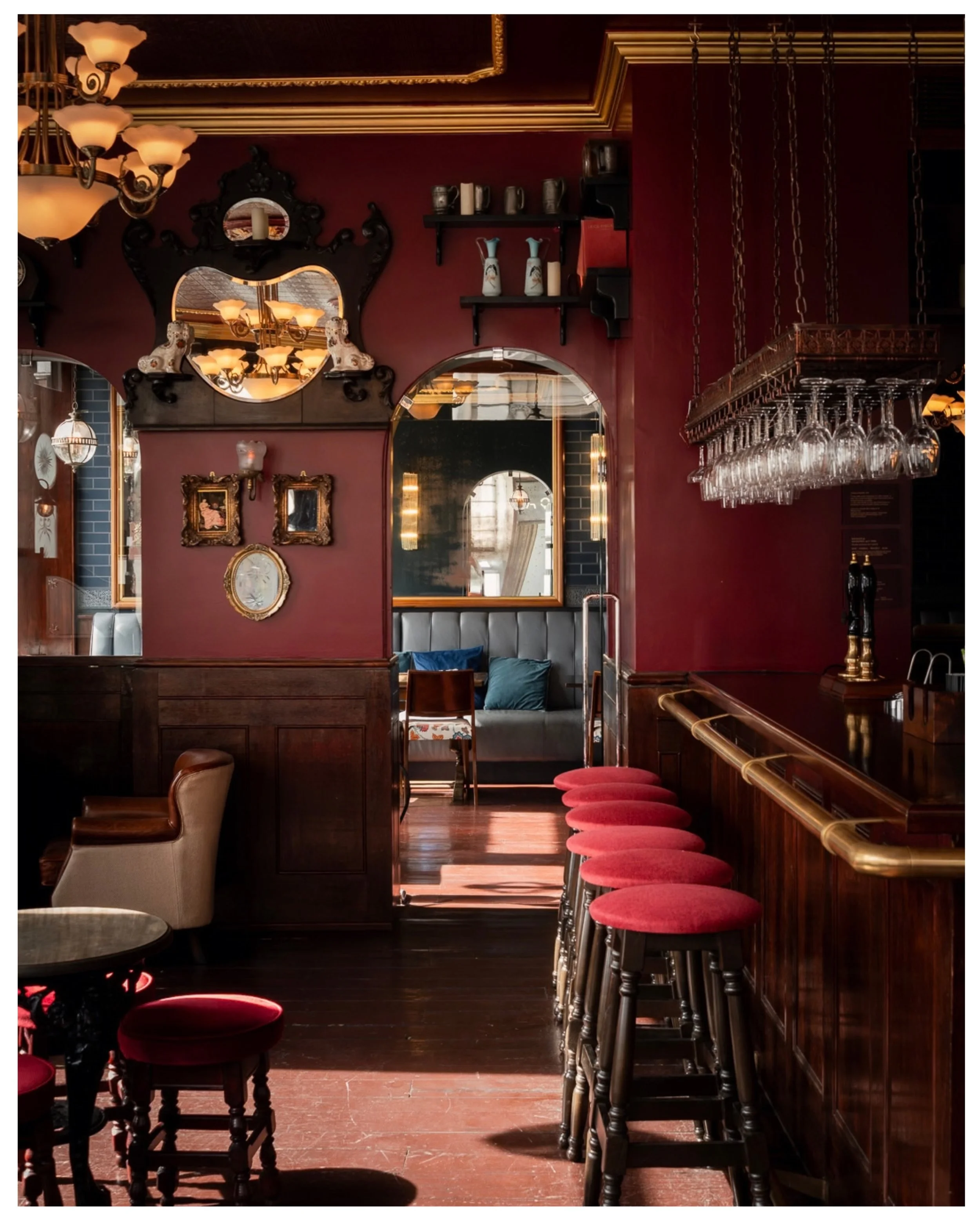 A recent stay at the newly opened @hotelindigolondonclerkenwell by @hotelindigo ✨

After spending the majority of last week running around London, we were very happy to make our way over to @clerkenwell for our final night. With Sabini Bar, Wildernes