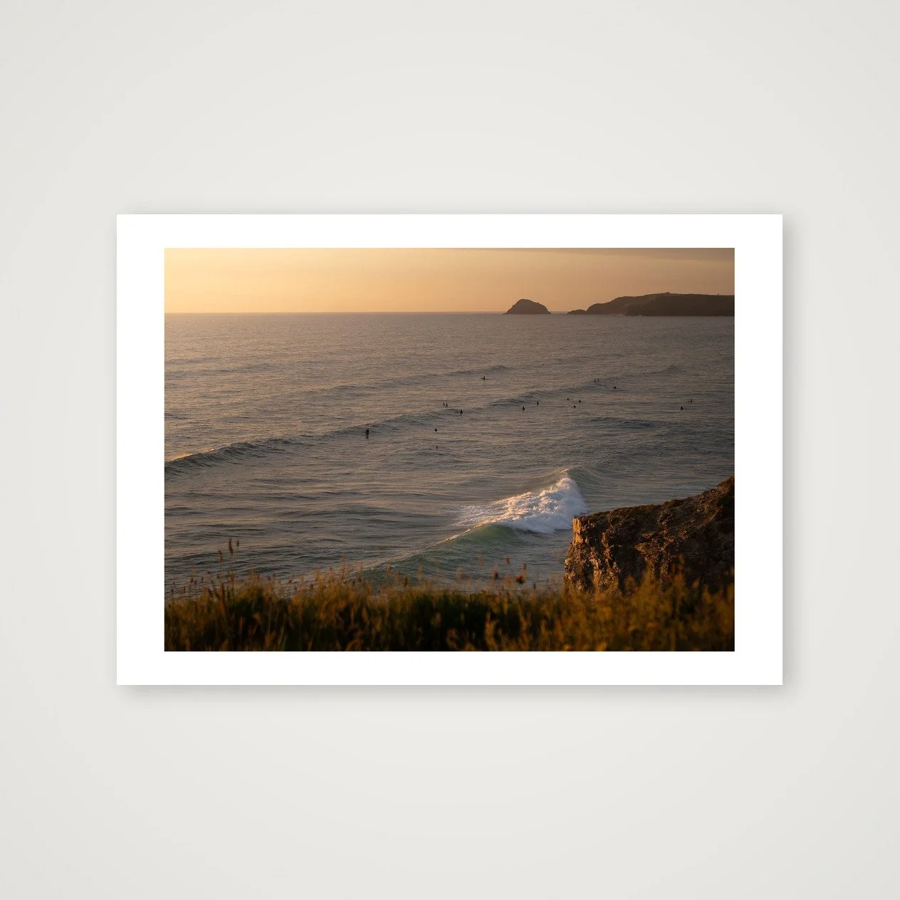 shot_table_a7814cc6_8868410b.jpg