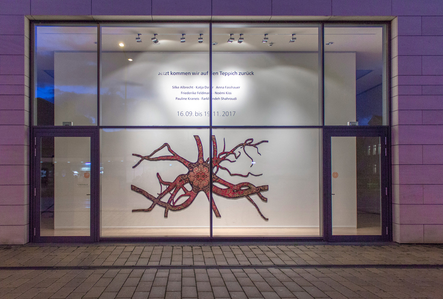 web-222-Noemi_Kiss_Kunsthalle_Giessen_Neuron_2017_2-lr.jpg