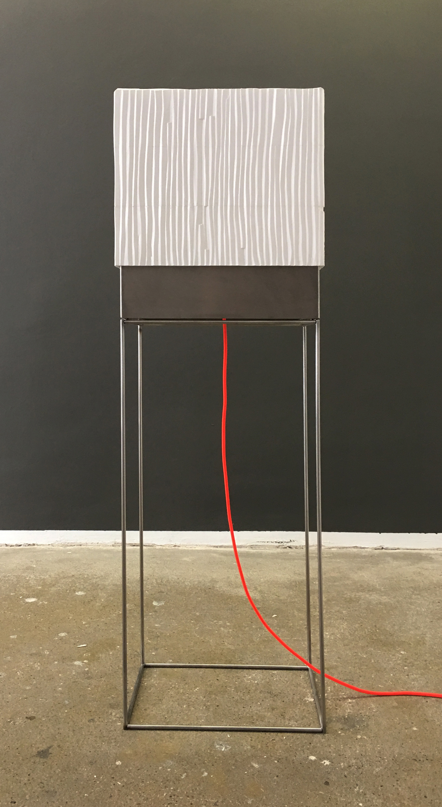 floorlamp-vertical-horizontal-gislela-stiegler-marion-friedmann-gallery-frontal-view-vertical-unlit.jpg