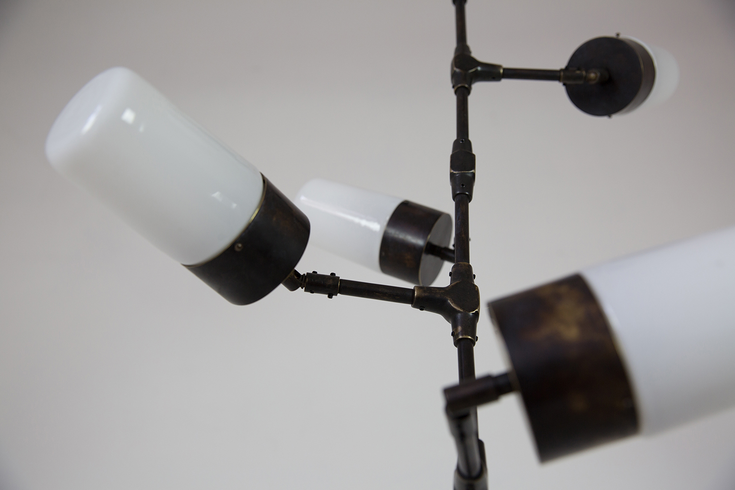 web222-Pendant-Model-03-unlit-shades3.jpg