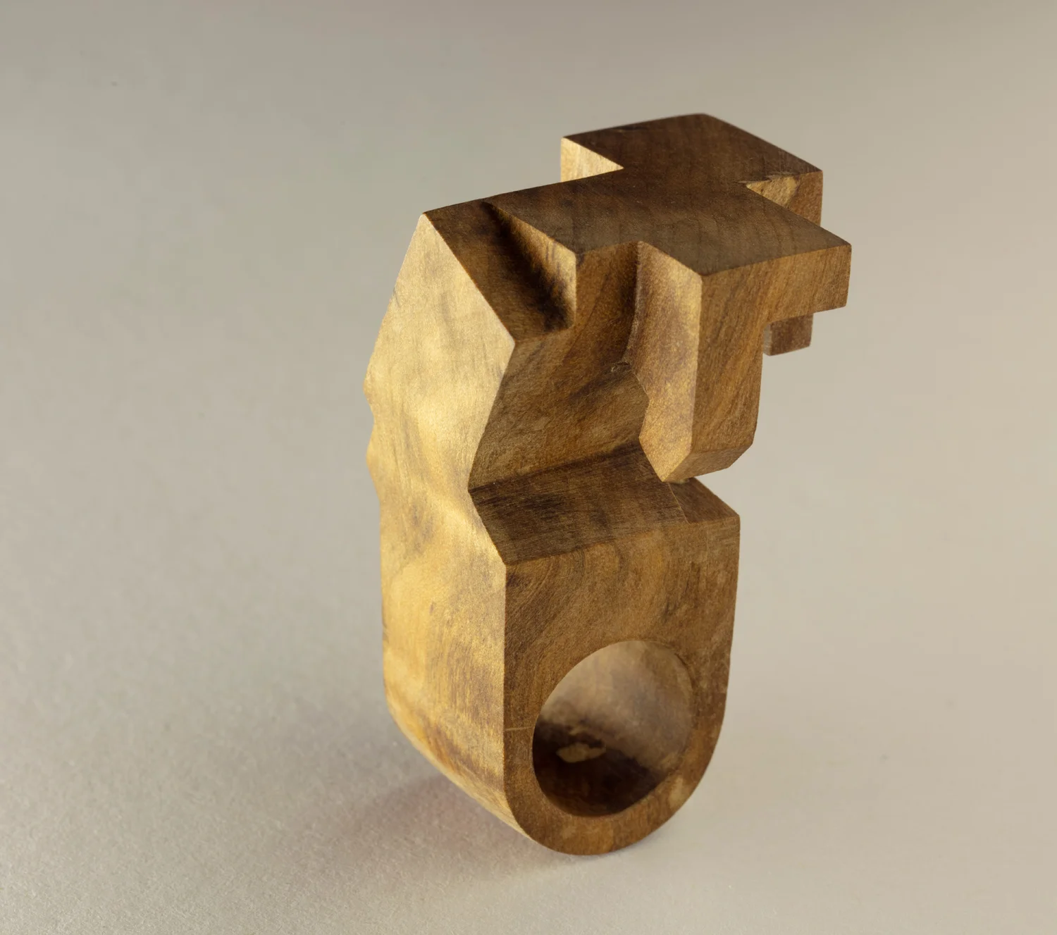 web222-Jorge-Yazpik-Wood-ring2-MarionFriedmannGallery-MexicoDesignTime.jpg