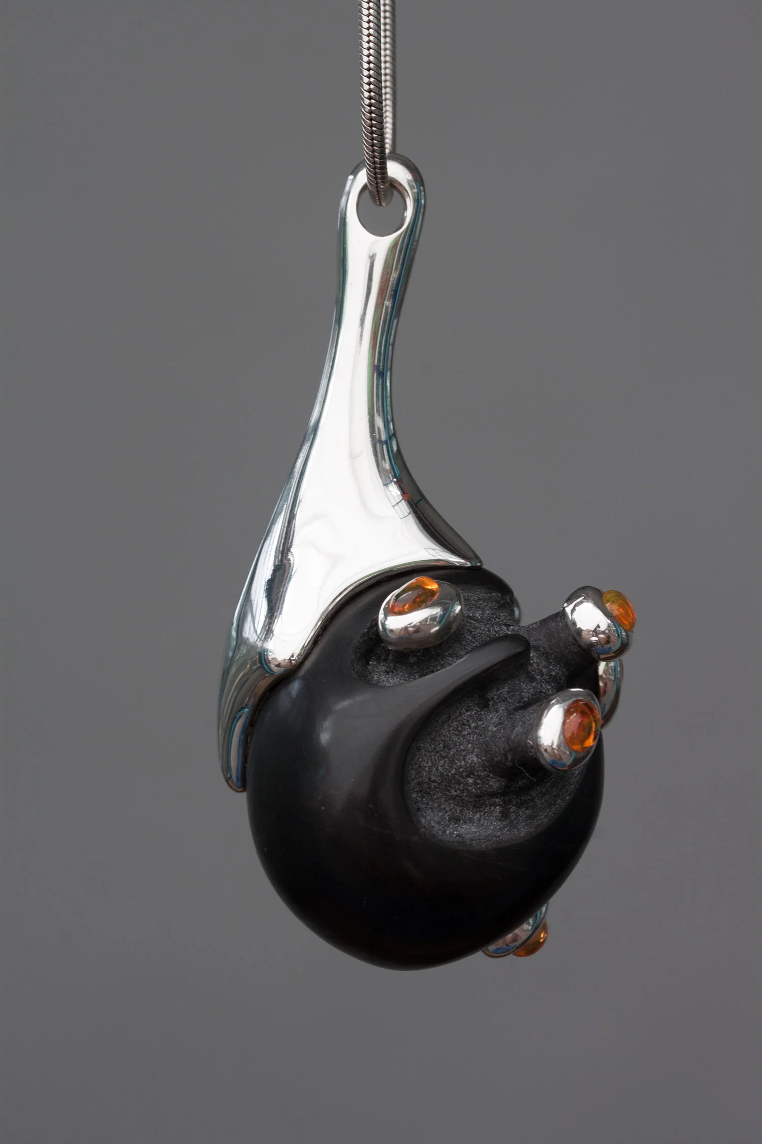 web22-Flowers-of-Opal-de-Xochipili-3-Julio-Martinez-Barnetche-MarionFriedmannGallery.jpg