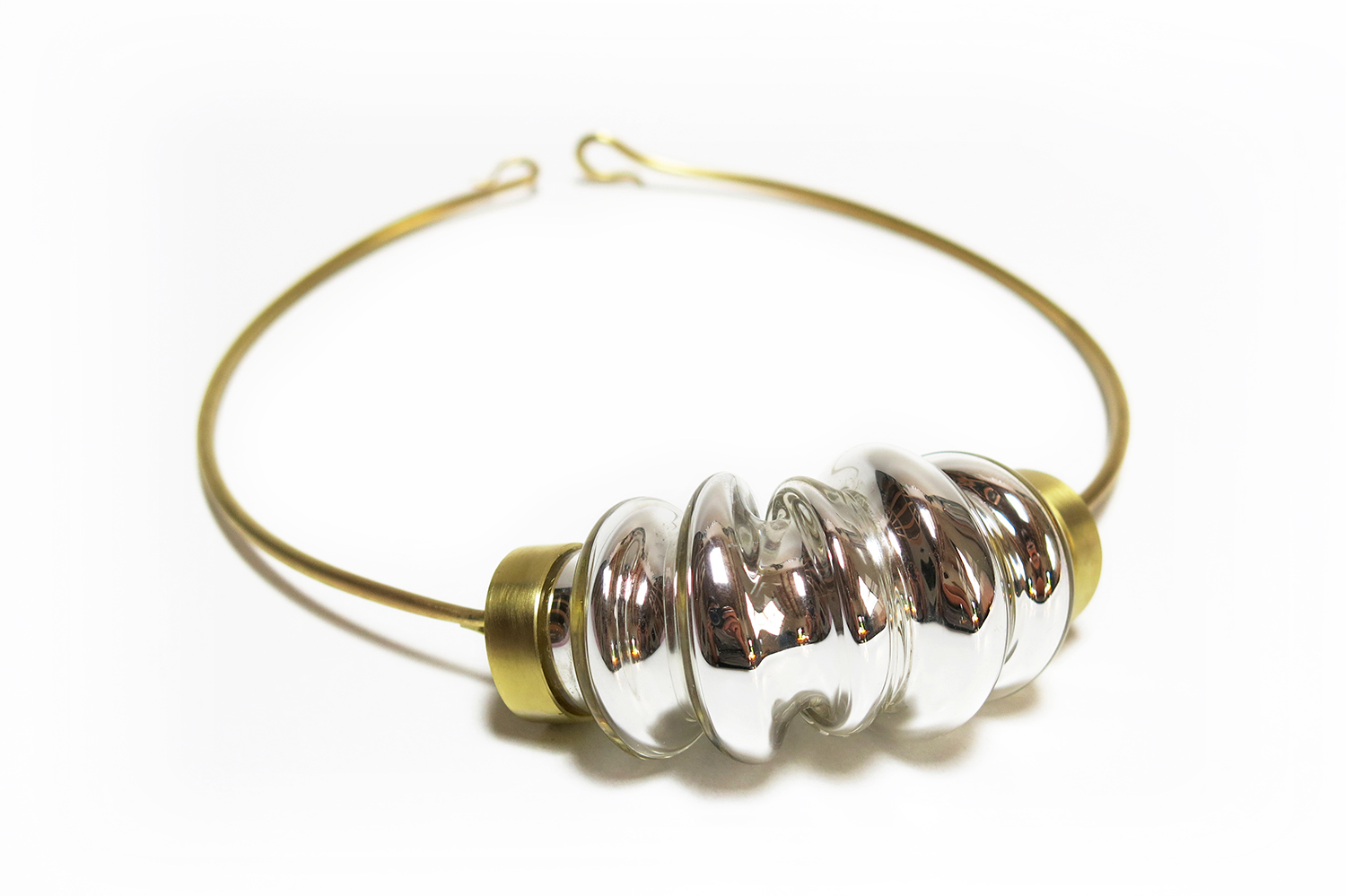 web22-Not-Arbitrary-Acordeon-O-2-necklace-Luisa-Restrepo-Marion-Friedmann-Gallery.jpg