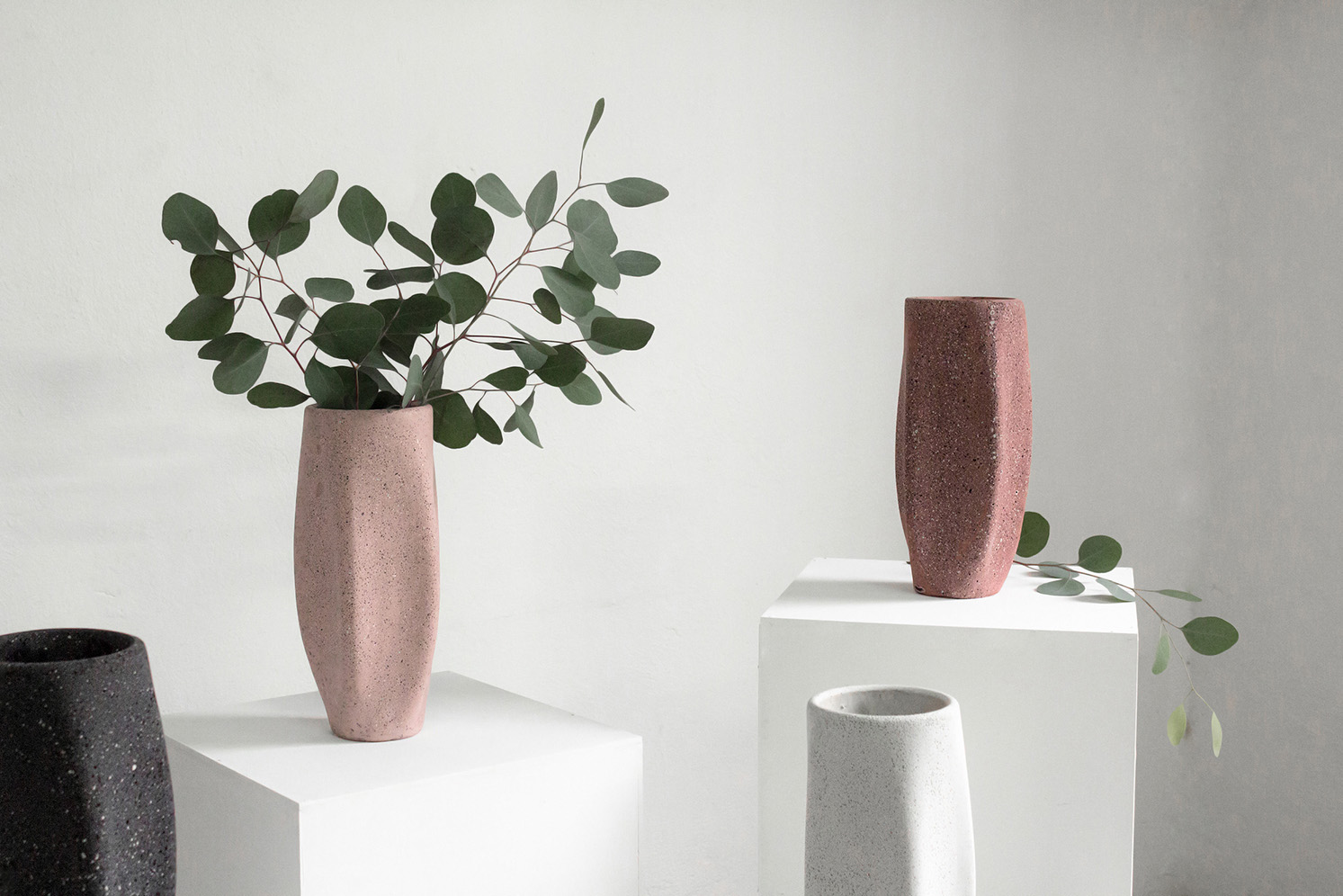 Teconolitico-Vase-CarmenCordera-by José Manuel López Berroeta-&- Benjamín Espinoza Díaz-MexicoDesignTime244.jpg