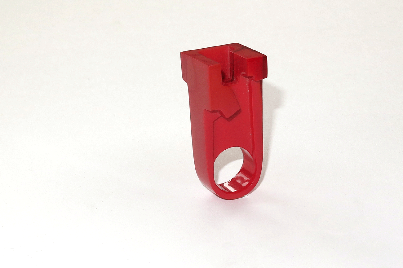 GLASS RING RED I
