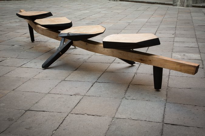 J. M. BARNETCHE - Mares Petreos bench 1