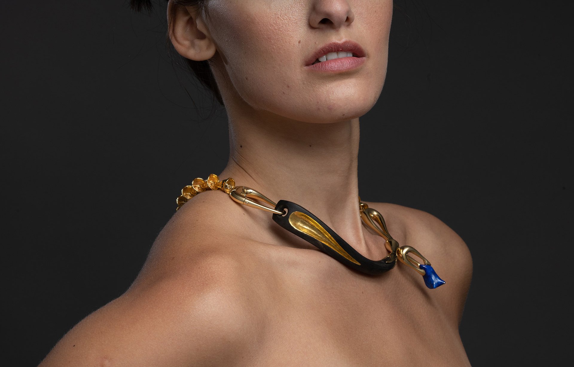 BELL-egypt-necklaces-collection-julio-martinez-barnetche-marion-friedmann-gallery-LR-egypt220-cut.jpg