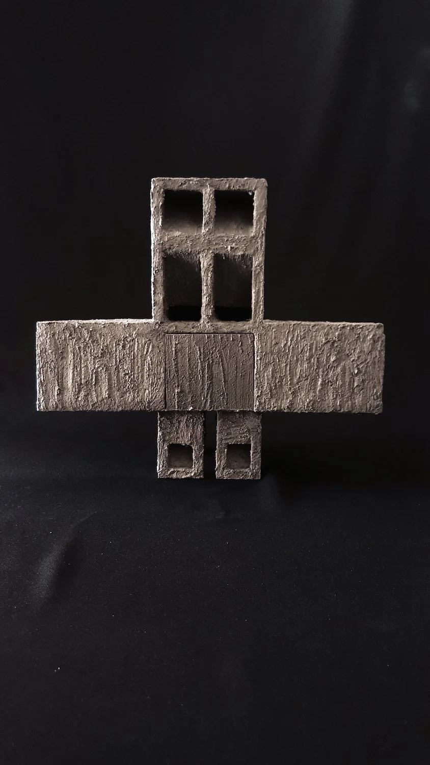 DESERTED_CITY_THE DRAGON_LAS_ANIMAS_BRUTALIST_SCULPTURE_marion-friedmann-gallery-3-lr.jpg