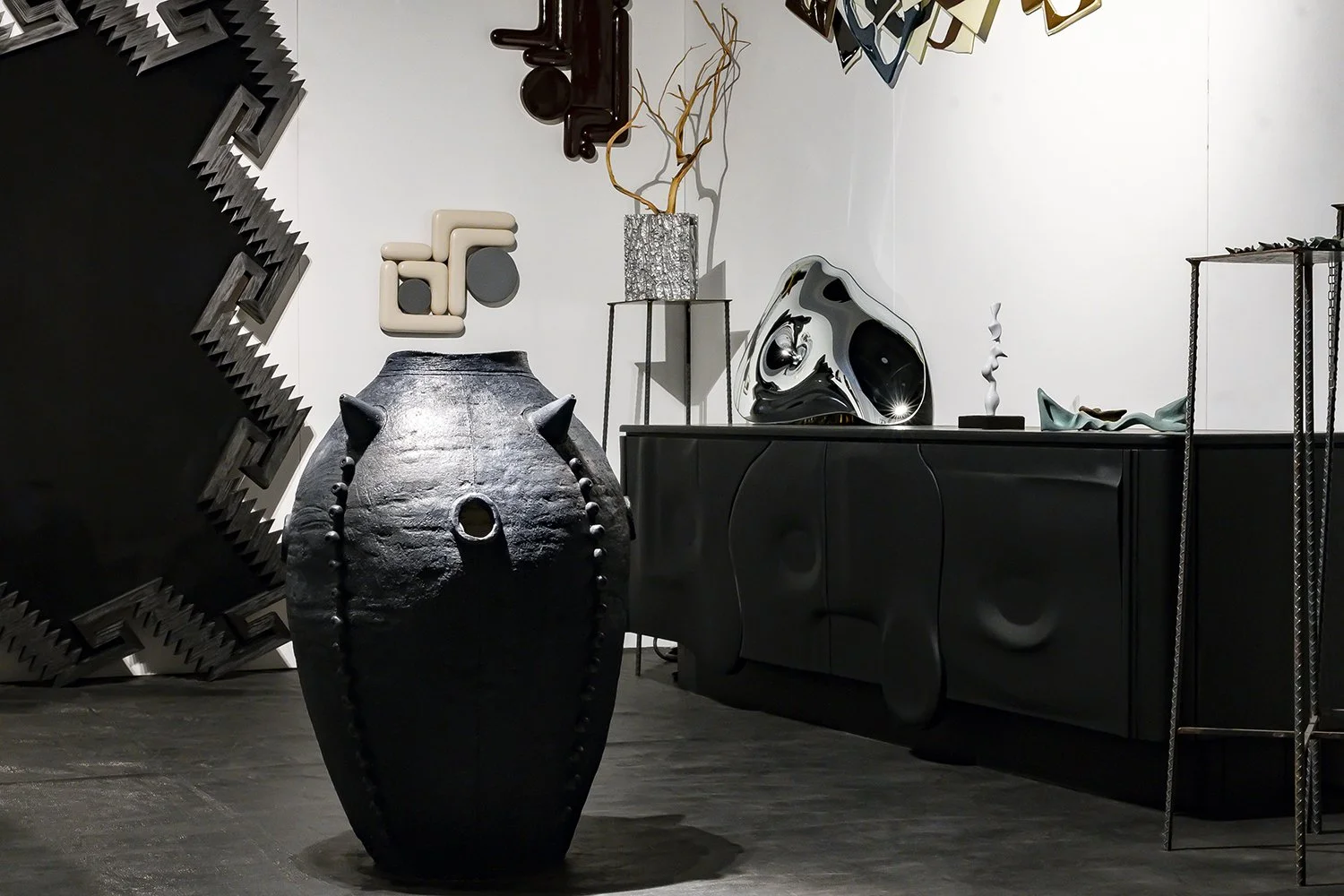 SG-vessel-booth-marion-friedmann-gallery-cruz-MF_32-lr.jpg