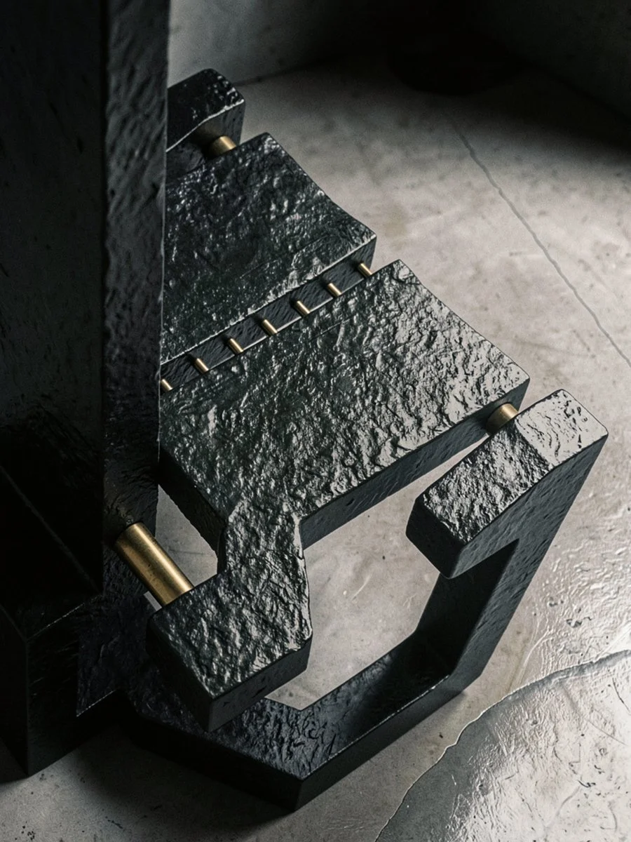 LA-Las-Animas-MarionFriedmannGallery-ISTMO_THRONE_LAS ANIMAS_COLLECTIBLE DESIGN_detail_3.jpg