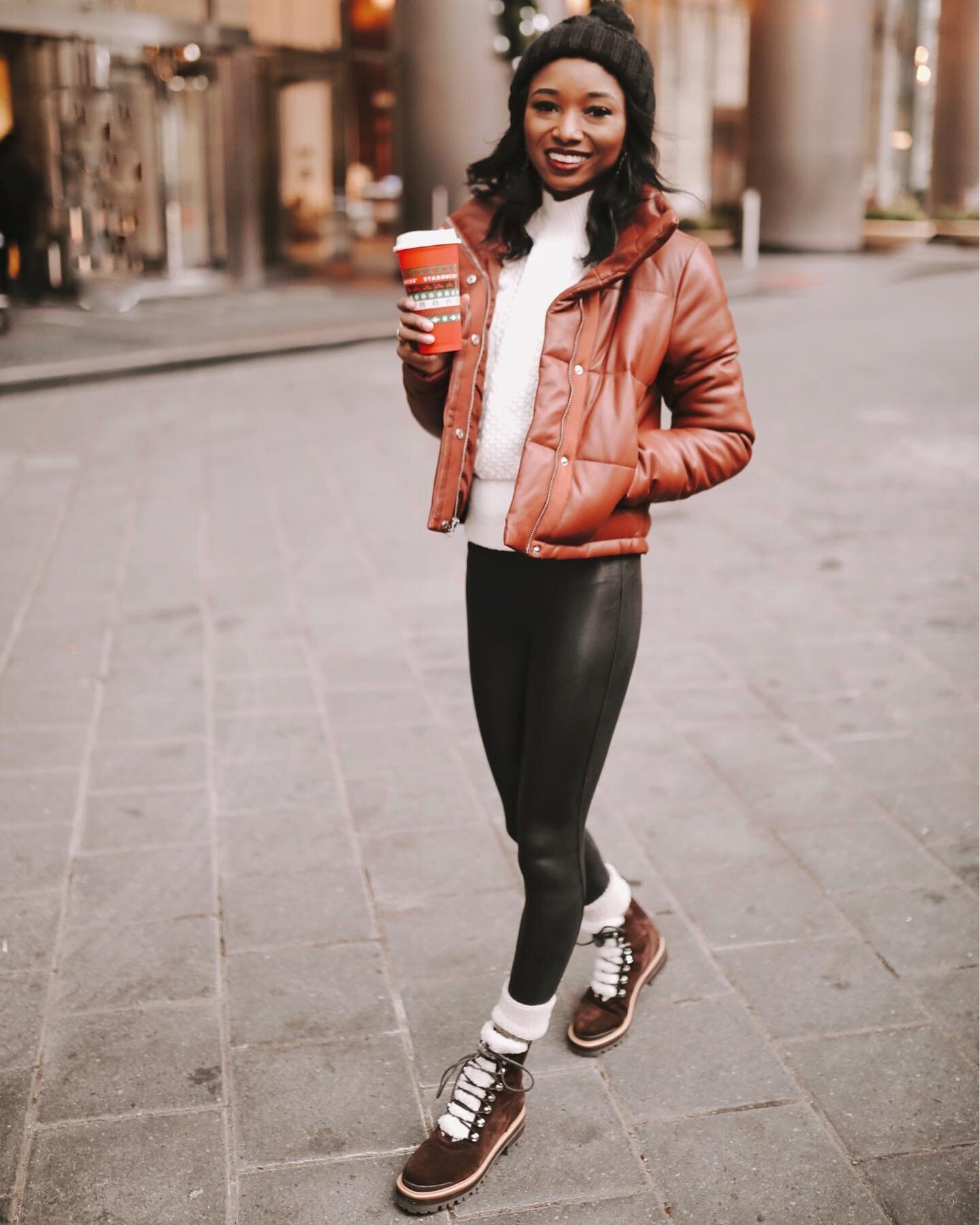 Winter won&rsquo;t kill my vibe. ❄️ 
Shop this look via @liketoknow.it 
.
.
.
 http://liketk.it/35Z1g #liketkit
